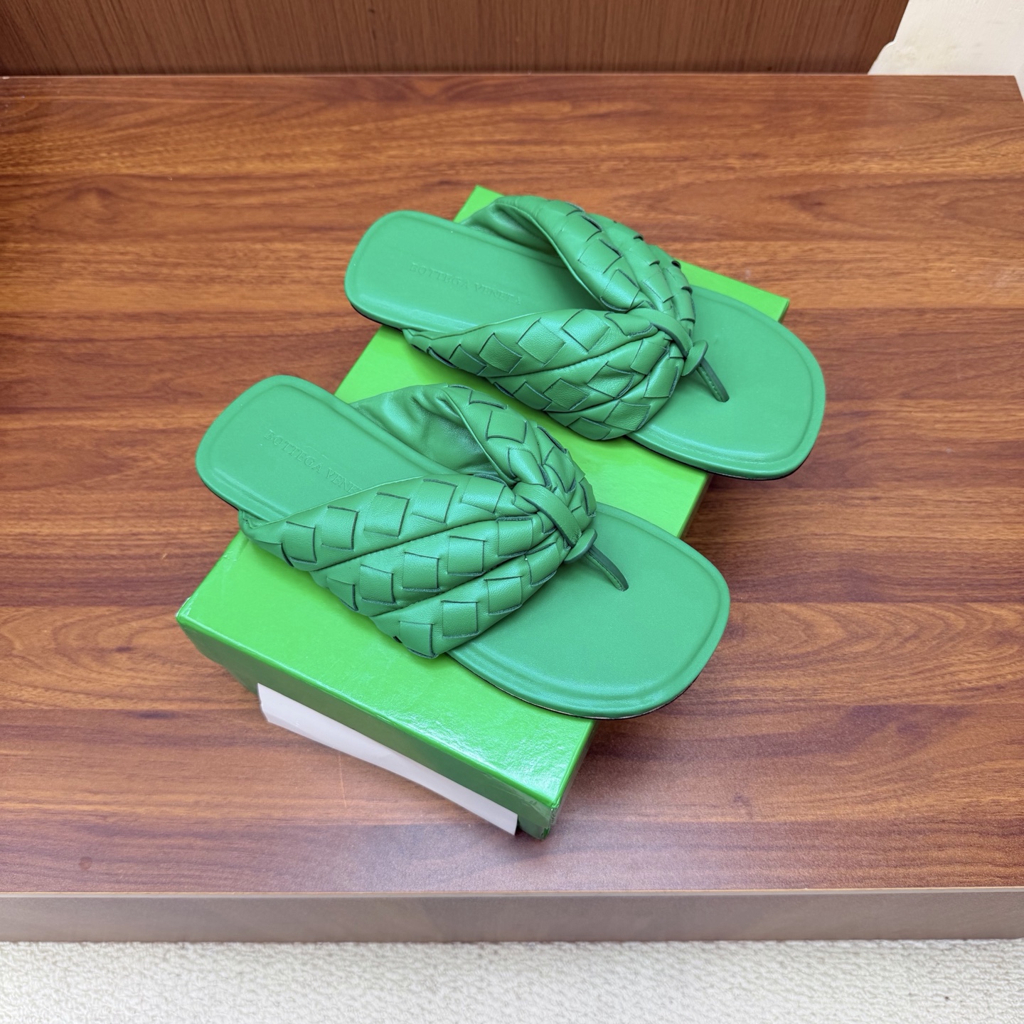 Bottega Veneta Slides