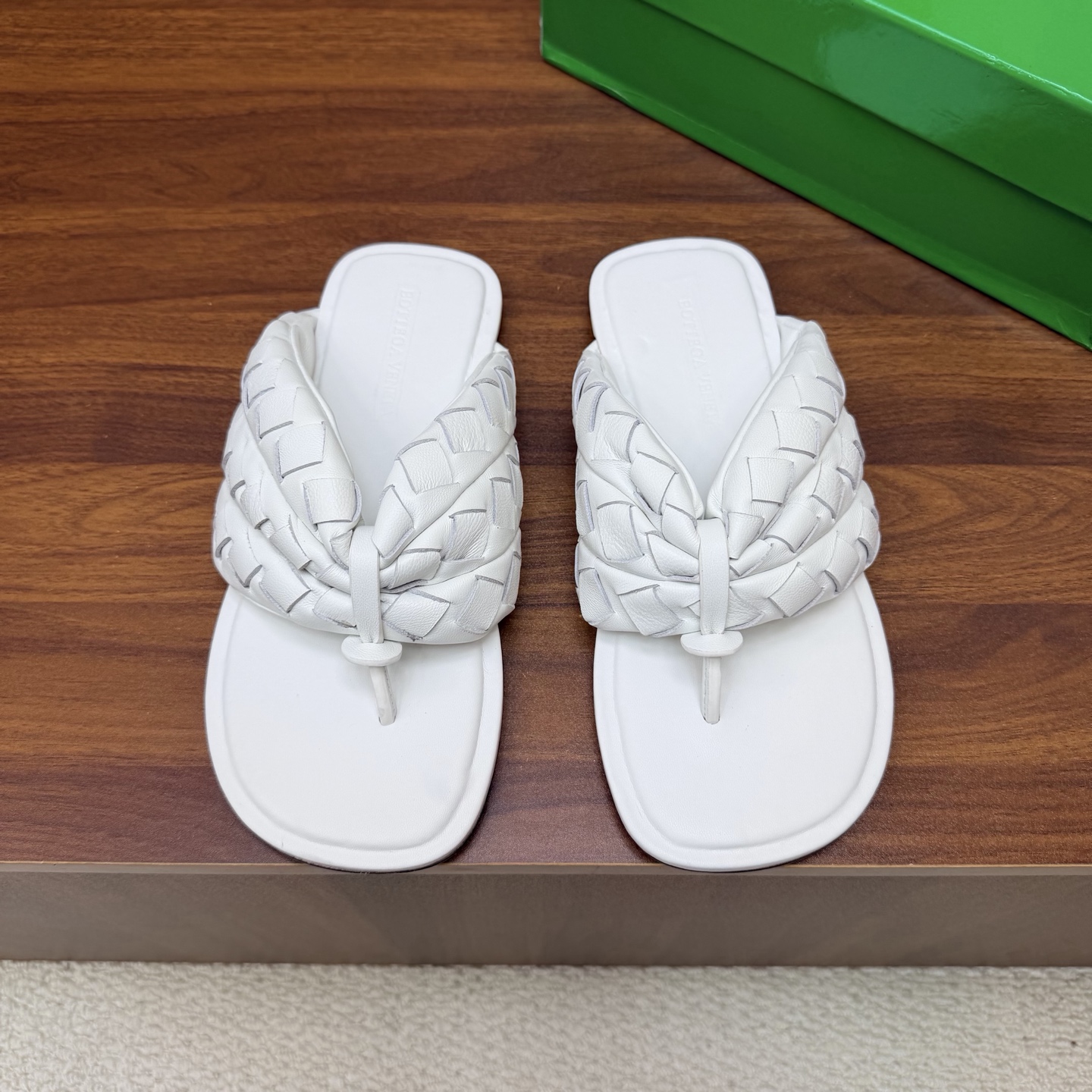Bottega Veneta Slides