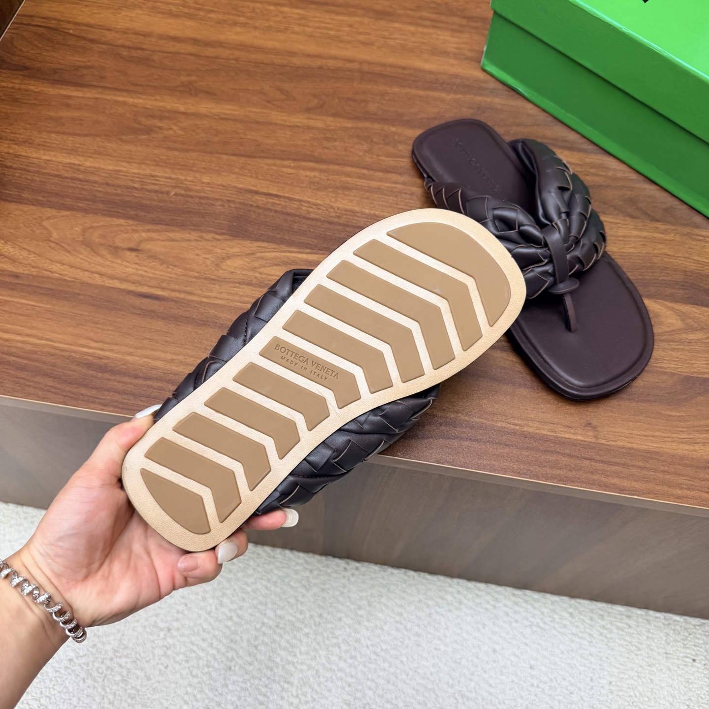 Bottega Veneta Slides