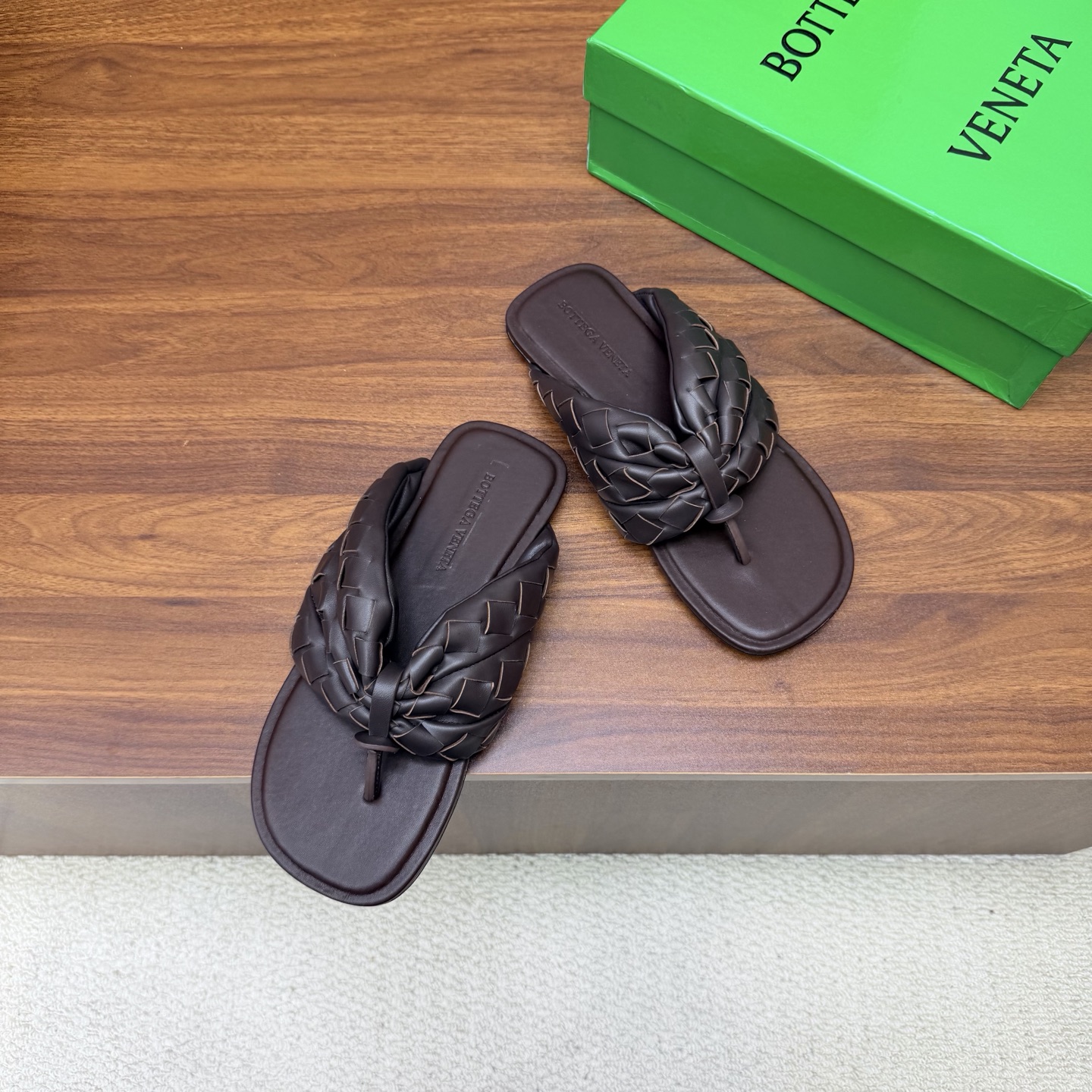 Bottega Veneta Slides