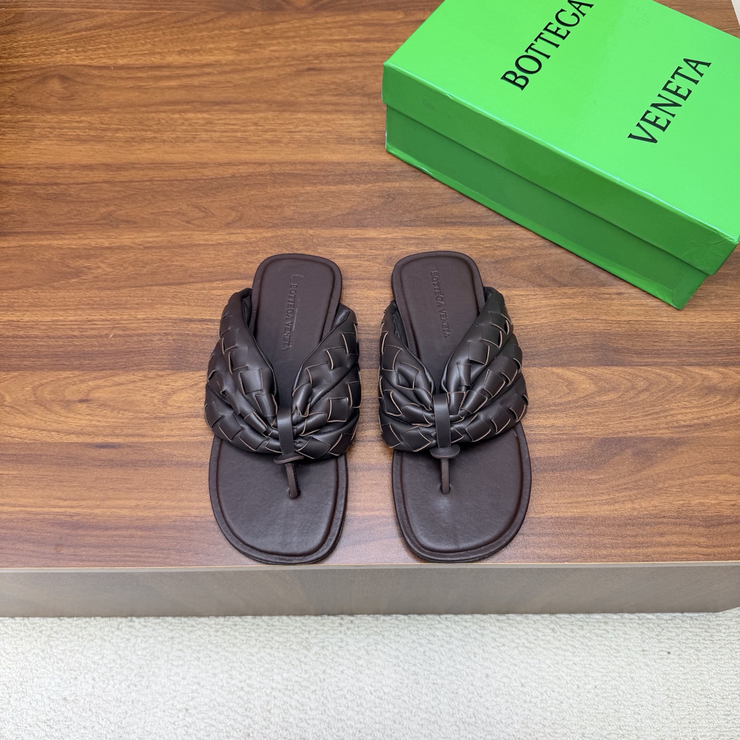 Bottega Veneta Slides