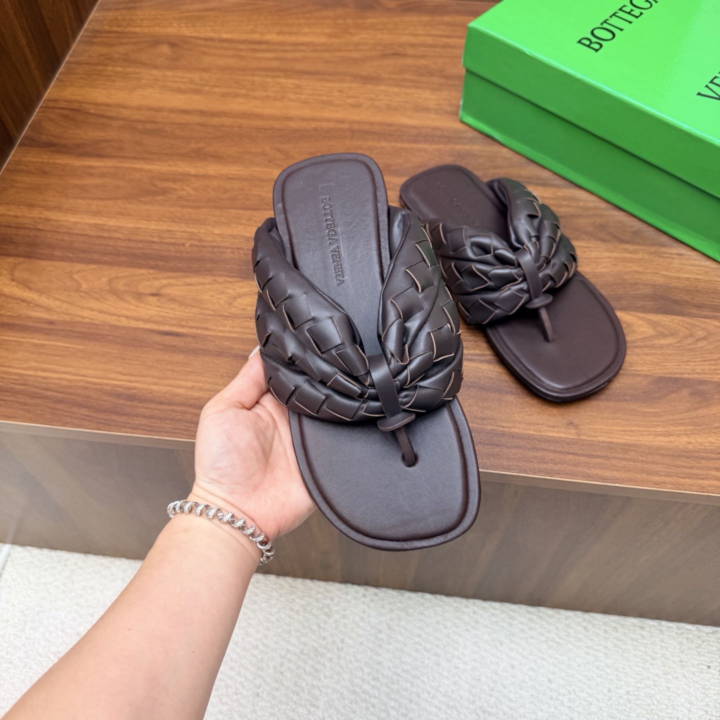 Bottega Veneta Slides