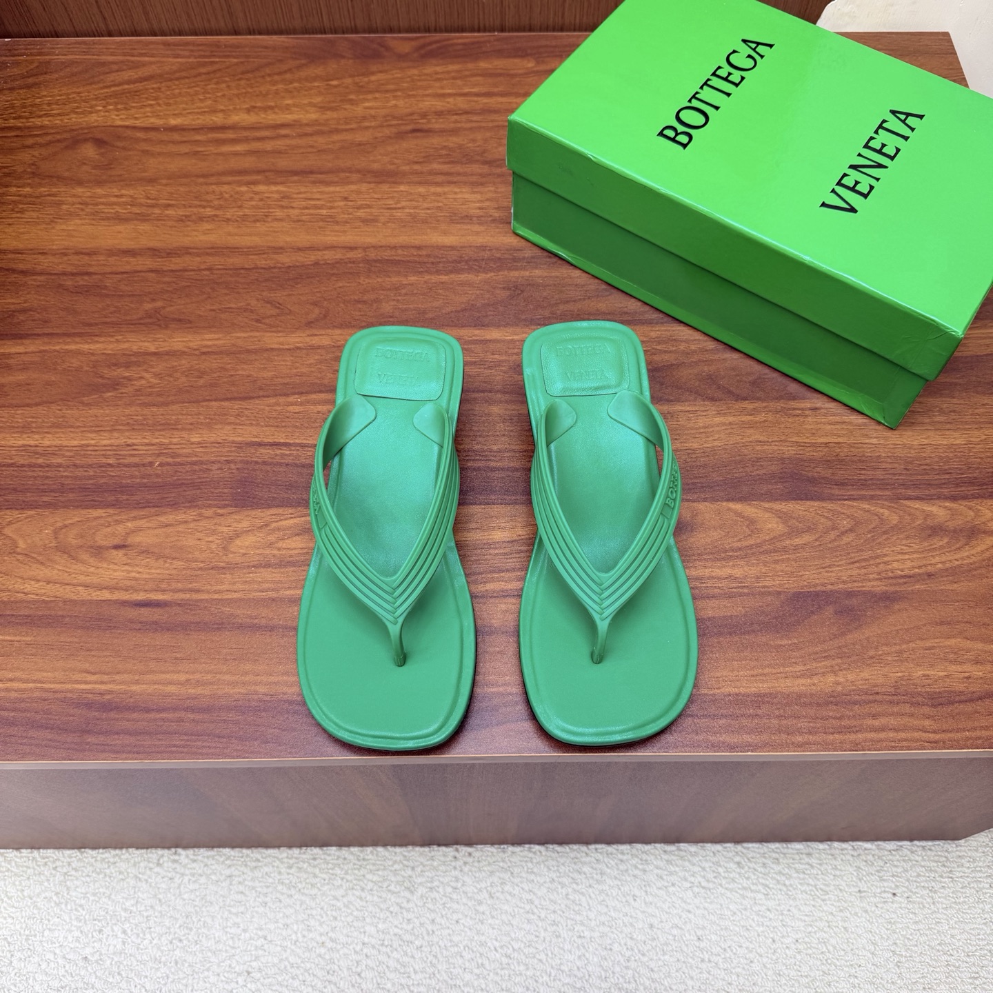 Bottega Veneta Slides
