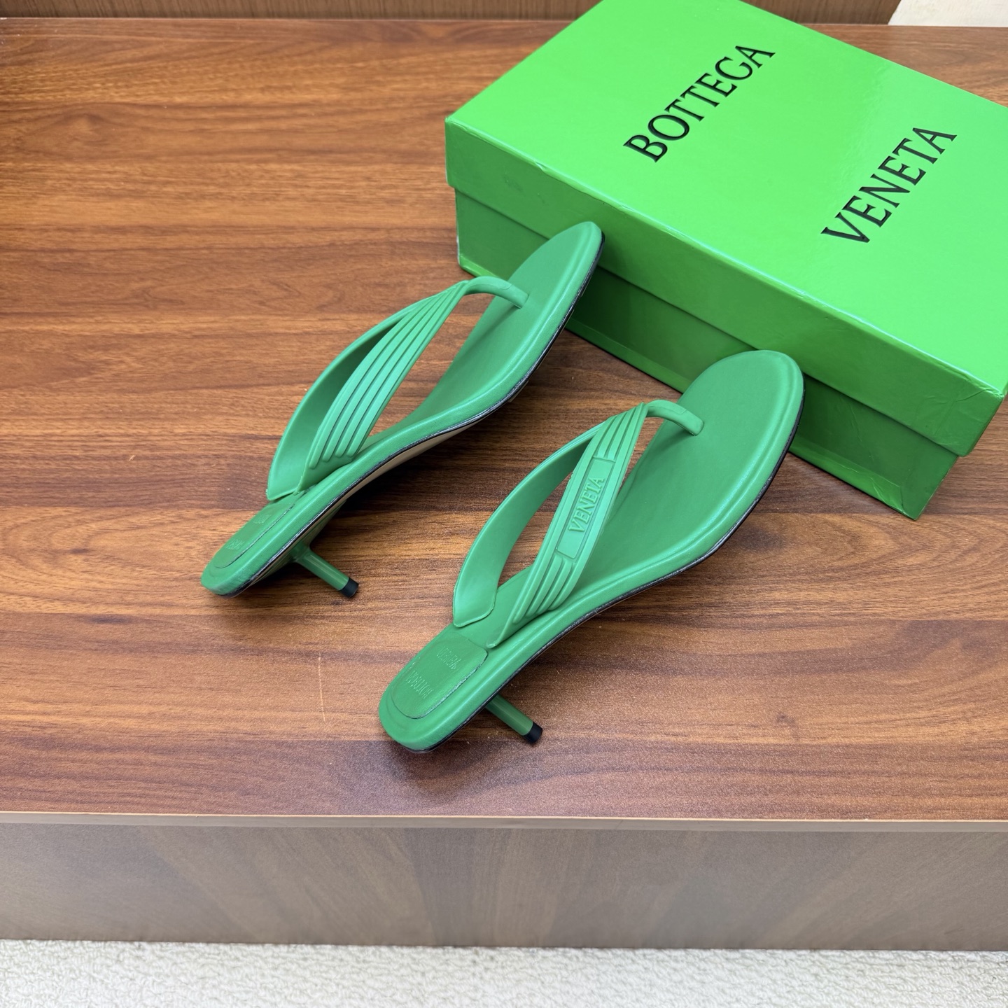 Bottega Veneta Slides
