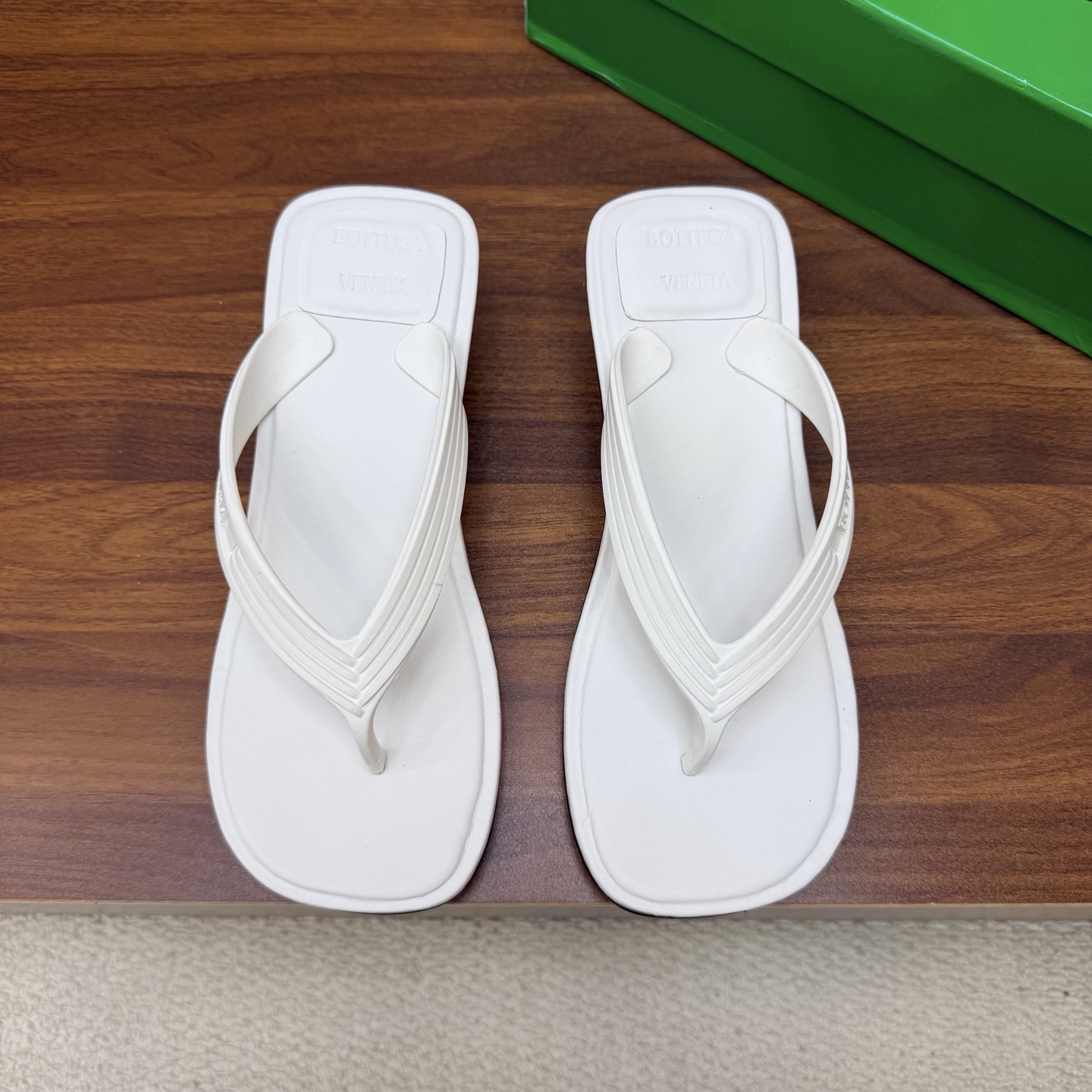 Bottega Veneta Slides