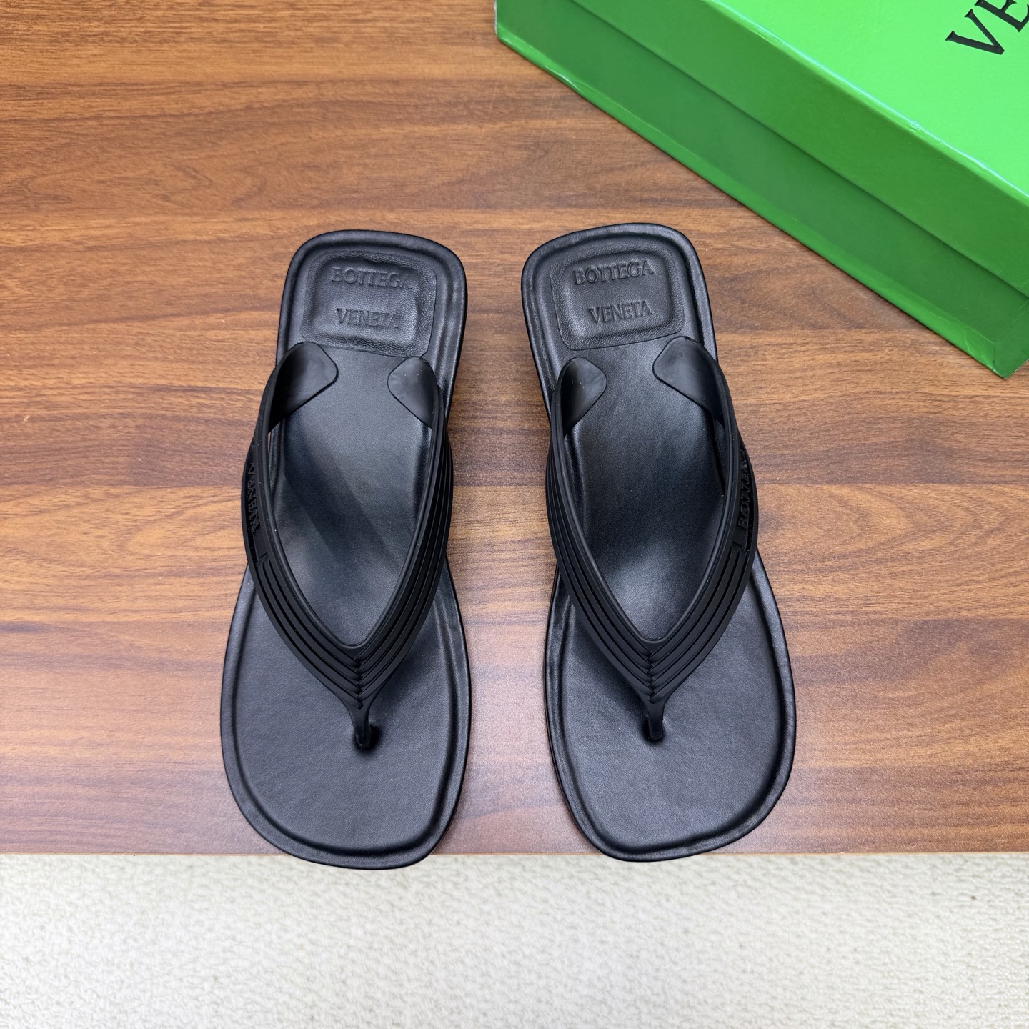 Bottega Veneta Slides