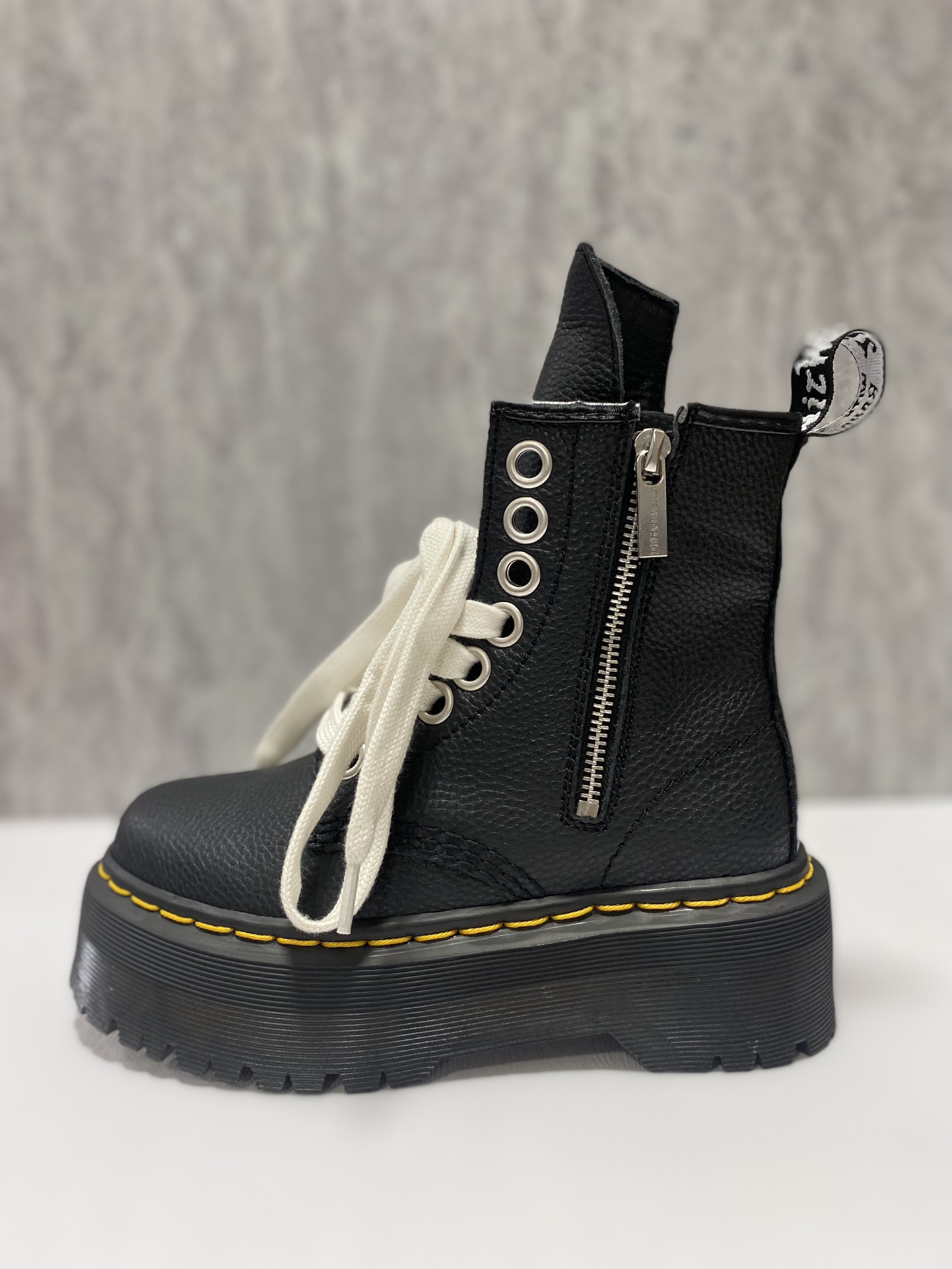 240 Rick Owens x Dr. Martens 1460 Bex Hiking Boots 松高厚底高帮英伦骑士朋克复古机车风粗跟马丁靴