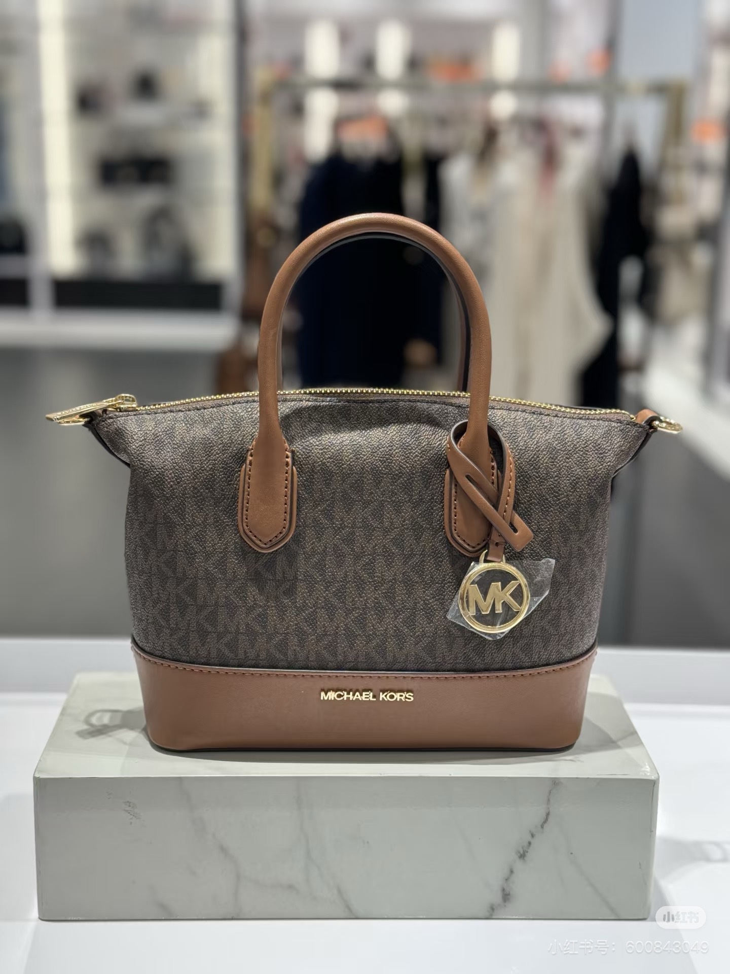 路易威登 Louis Vuitton 高定典藏名品高定成衣时装外套连衣裙衬衫T恤 #21155EB1 4