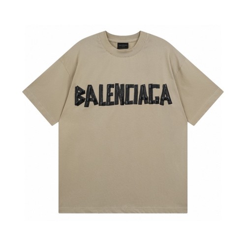 Balenciaga 2025 SS Classic Logo T-Shirt, Comfortable and Stylish Outfit 1 Balenciaga 2025 SS Classic Logo T-Shirt, Comfortable and Stylish Outfit