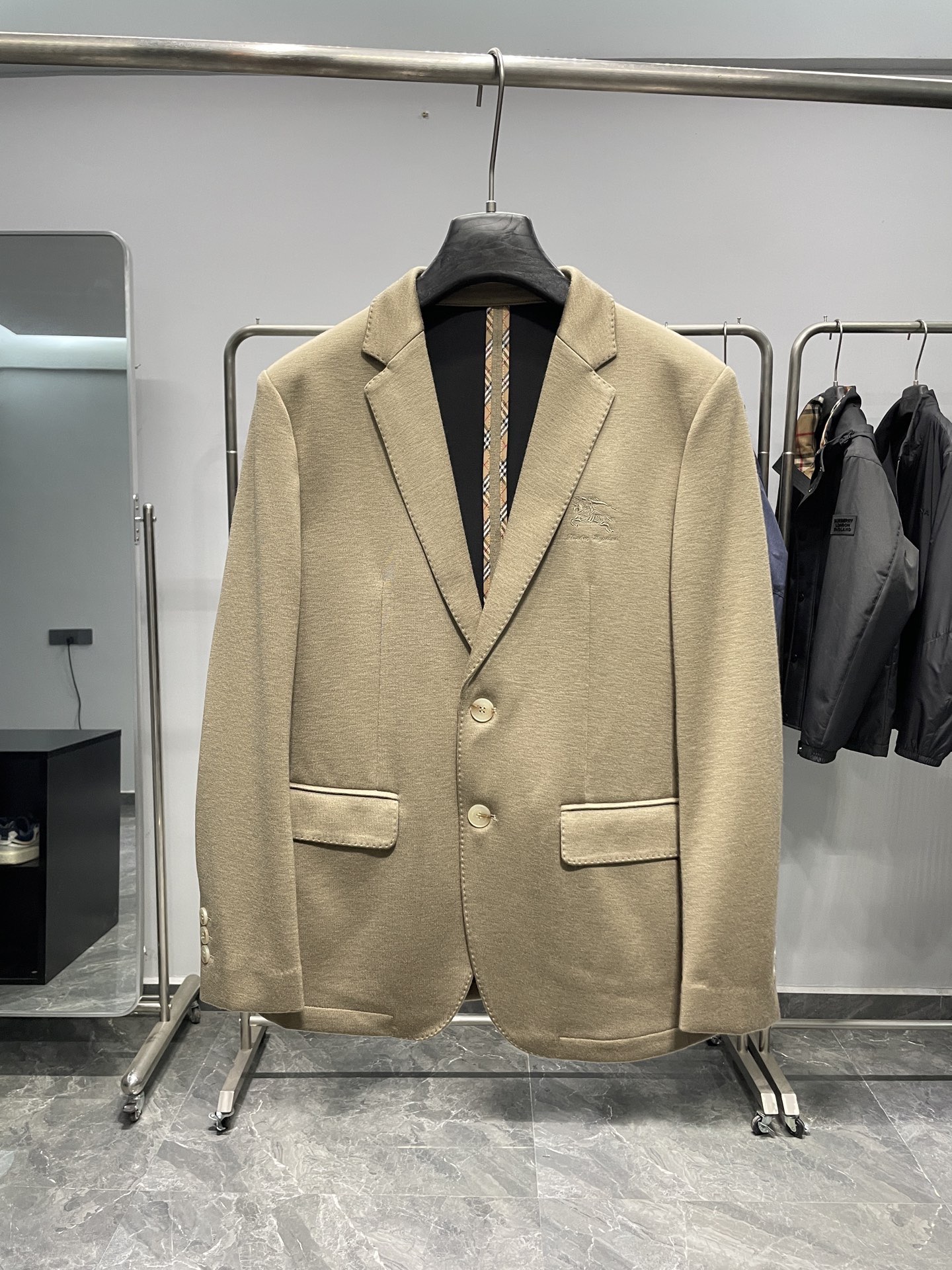 NO:518388,Khaki details ~,alexander wang19860909卡其色细节图～,,alexander wang,Men's clothing