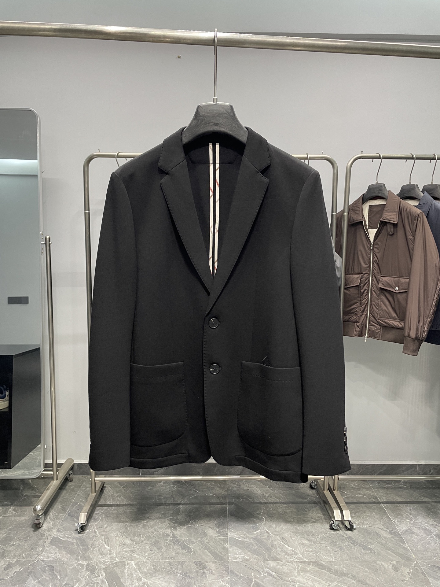 ～lP🆕75FW秋冬新款进口羊毛混纺翻领西服，男士经典两粒扣西装夹克外套！贸易公司渠道稀出，领先官网发售