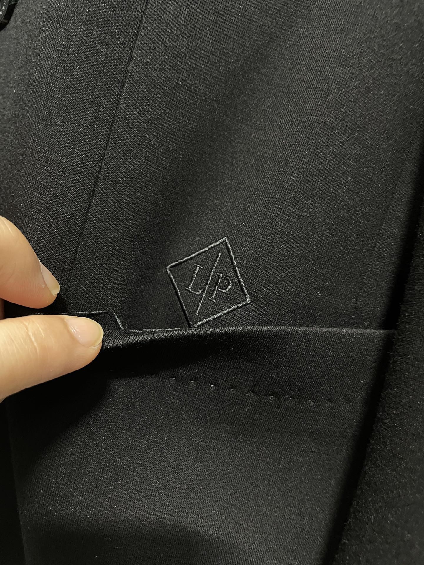 ～lP🆕75FW秋冬新款进口羊毛混纺翻领西服，男士经典两粒扣西装夹克外套！贸易公司渠道稀出，领先官网发售