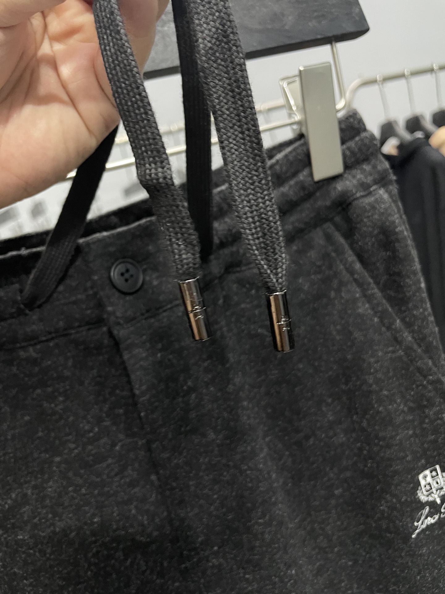 。黑色细节图～