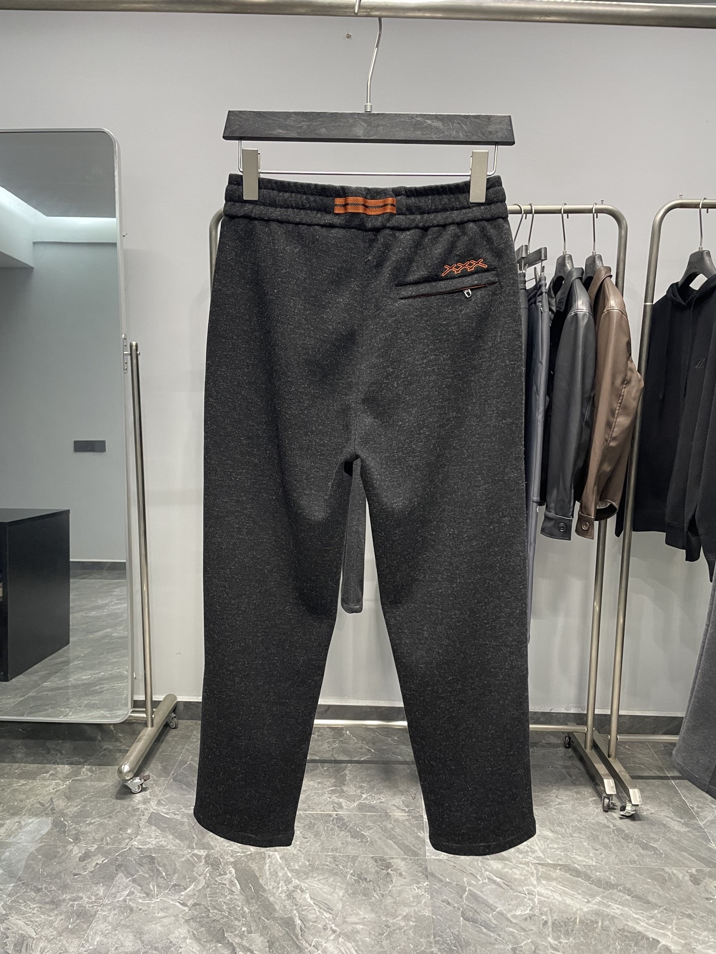 。黑色细节图～