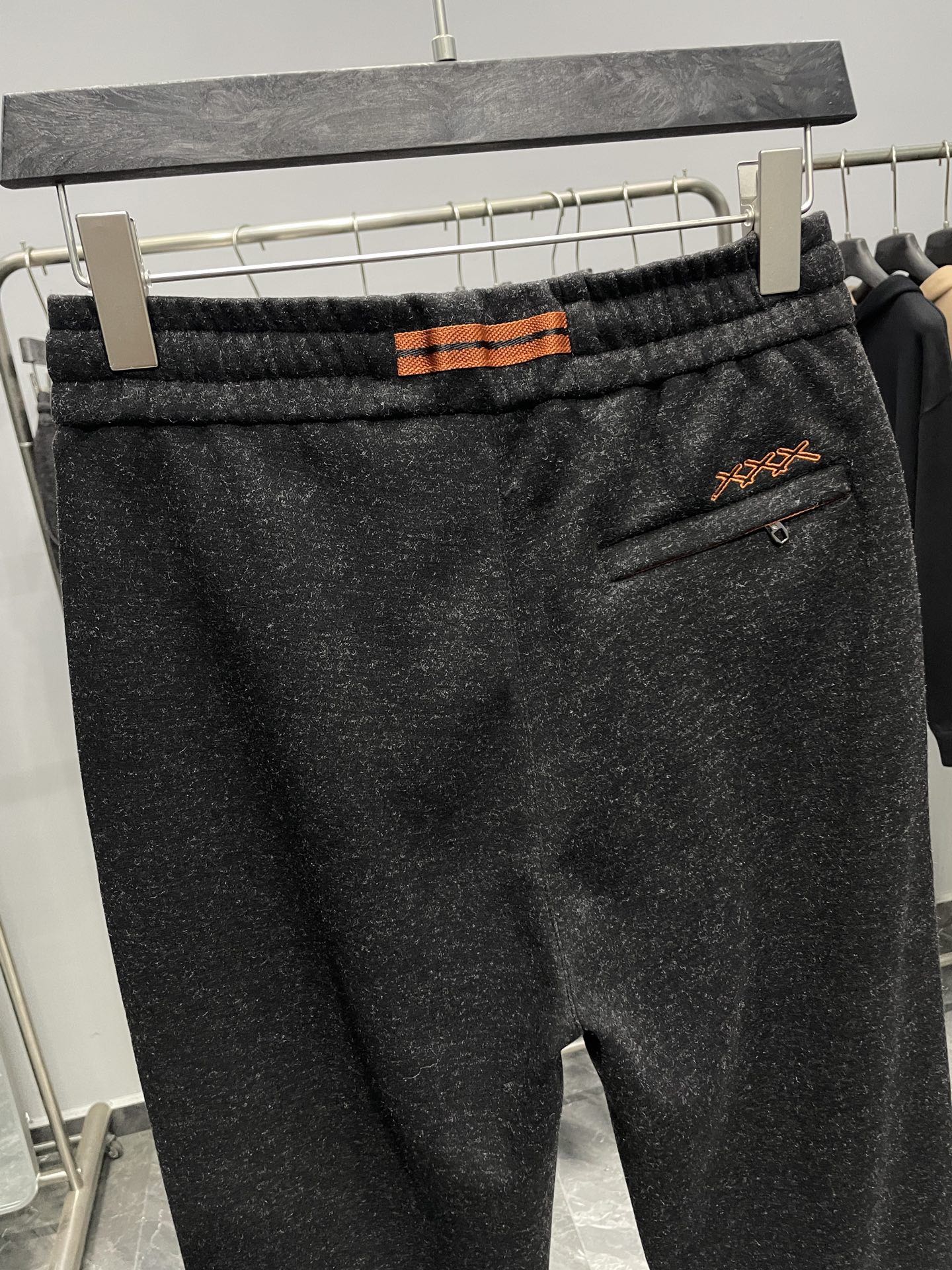 。黑色细节图～