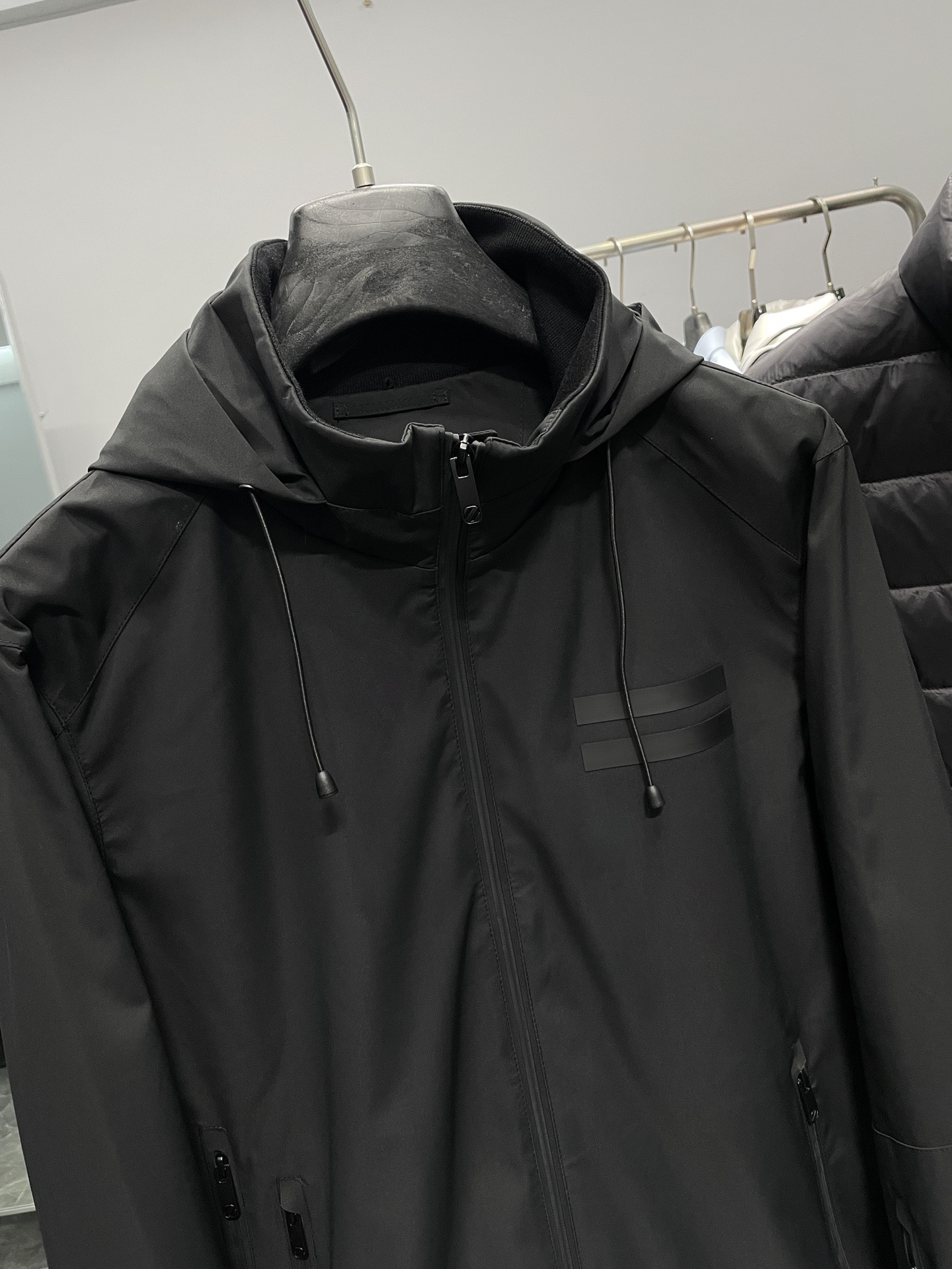 羽绒服 黑色细节图～