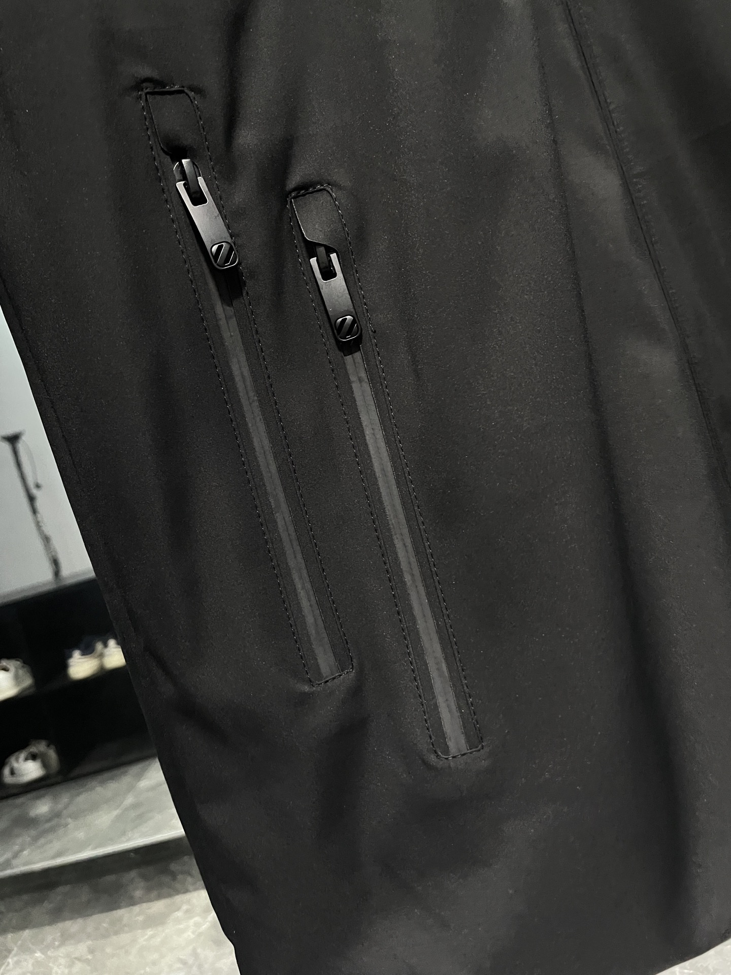 羽绒服 黑色细节图～
