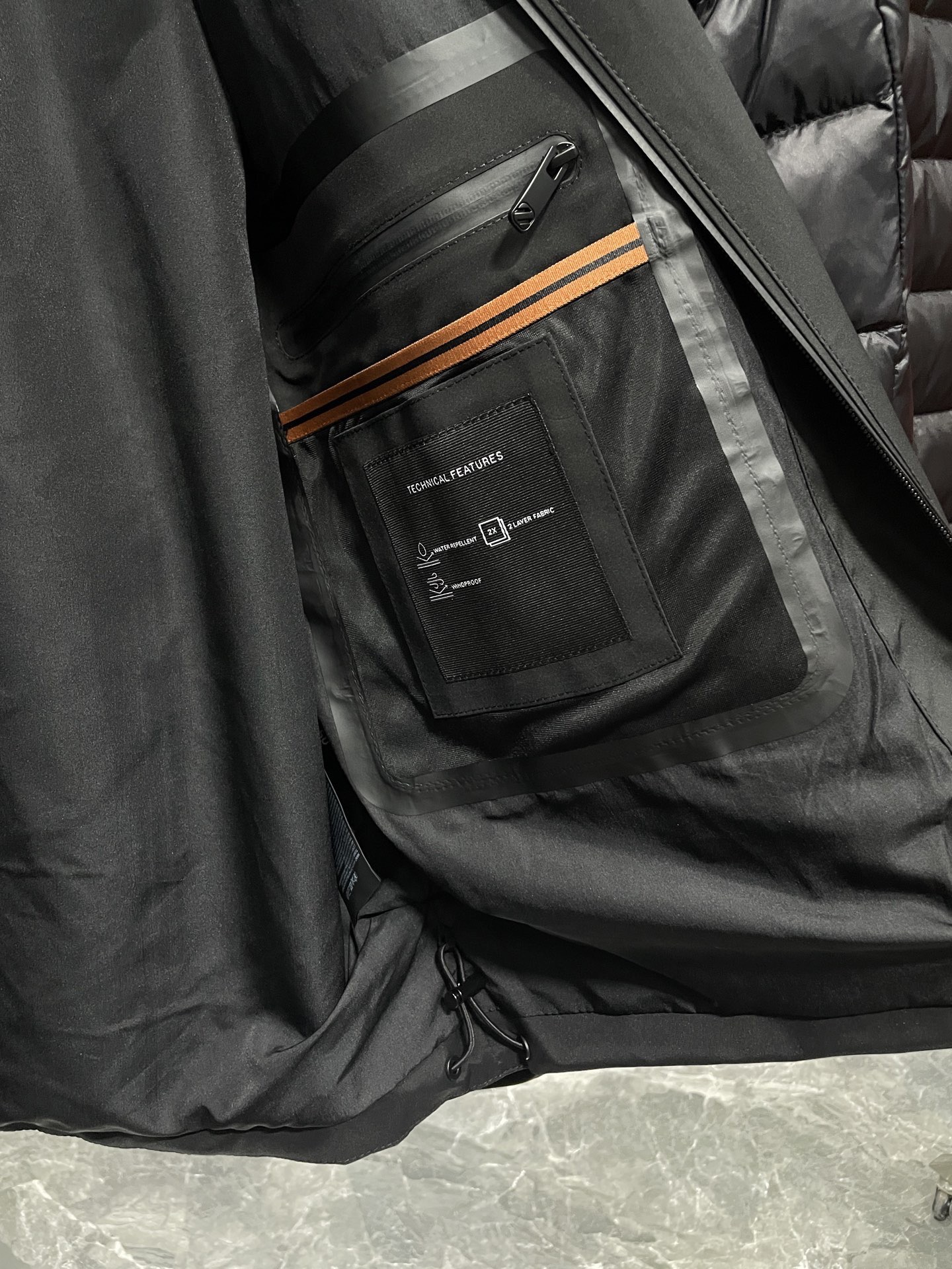 羽绒服 黑色细节图～