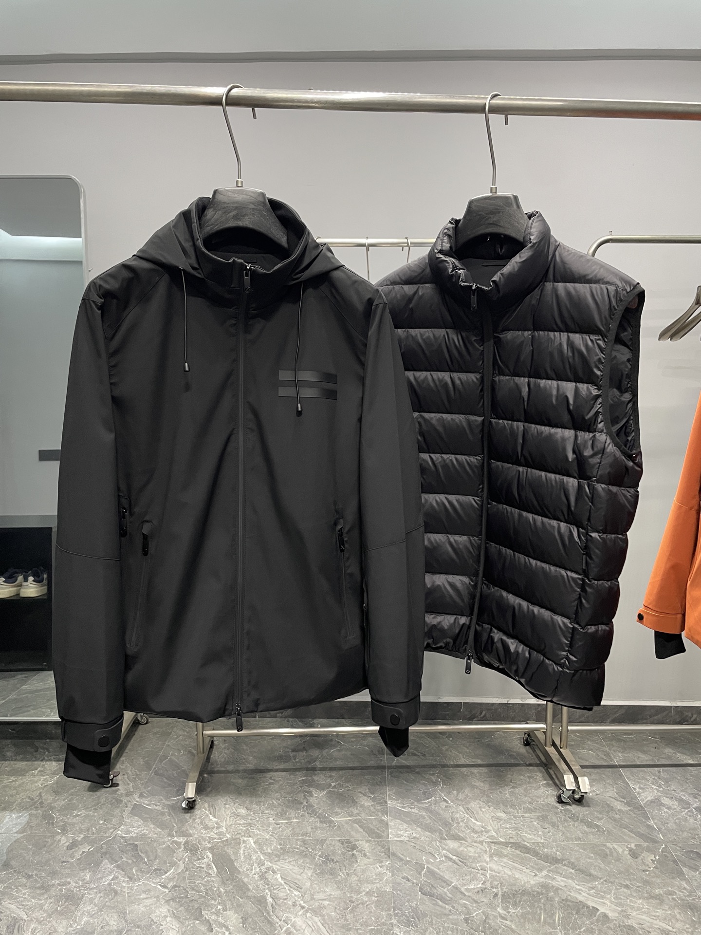 羽绒服 黑色细节图～