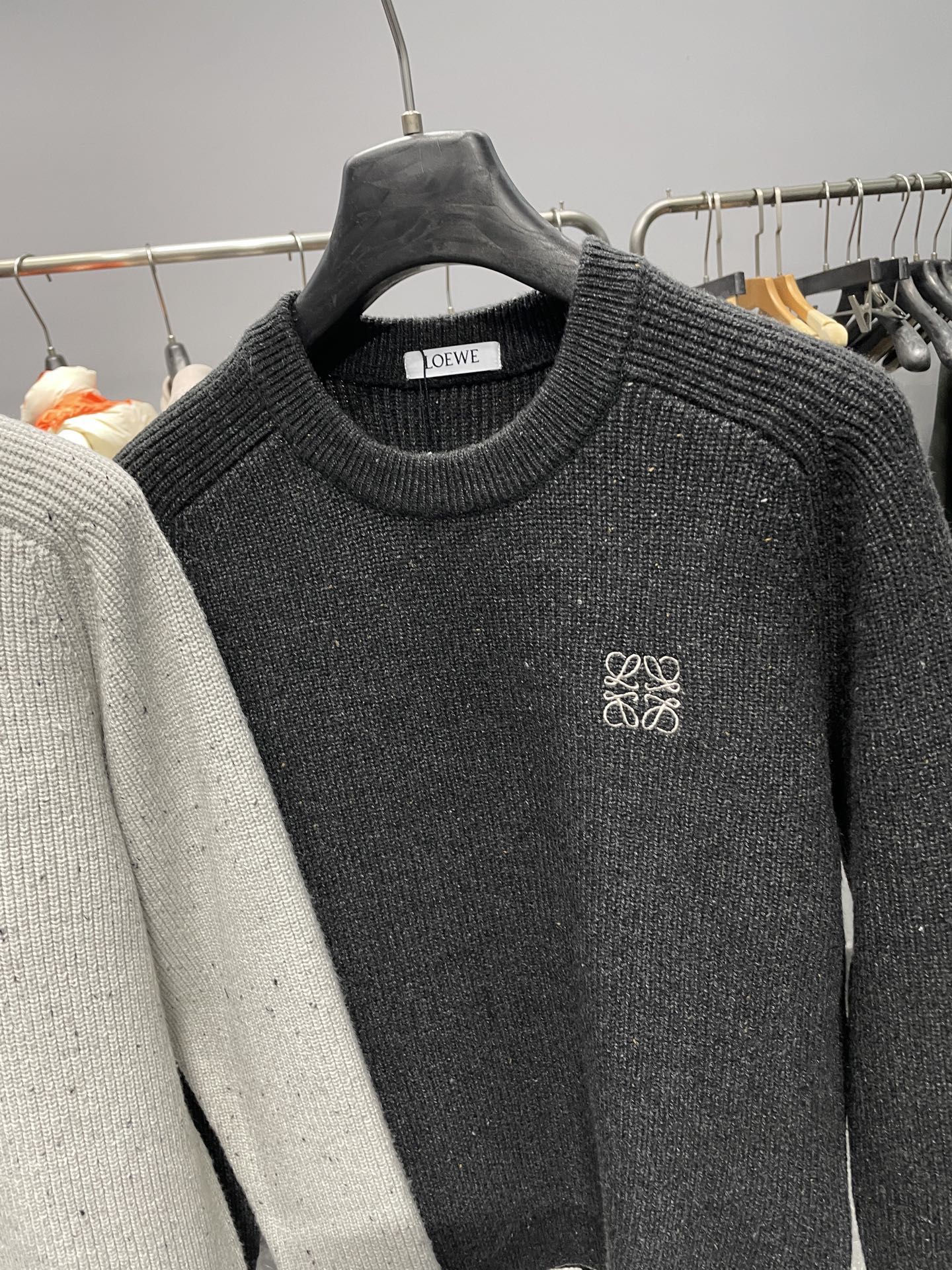 LW25FW秋冬新款花纱粗线针织全棉圆领毛衣，男士经典徽标刺绣时尚休闲套头毛衣针织衫！贸易公司渠道稀出，