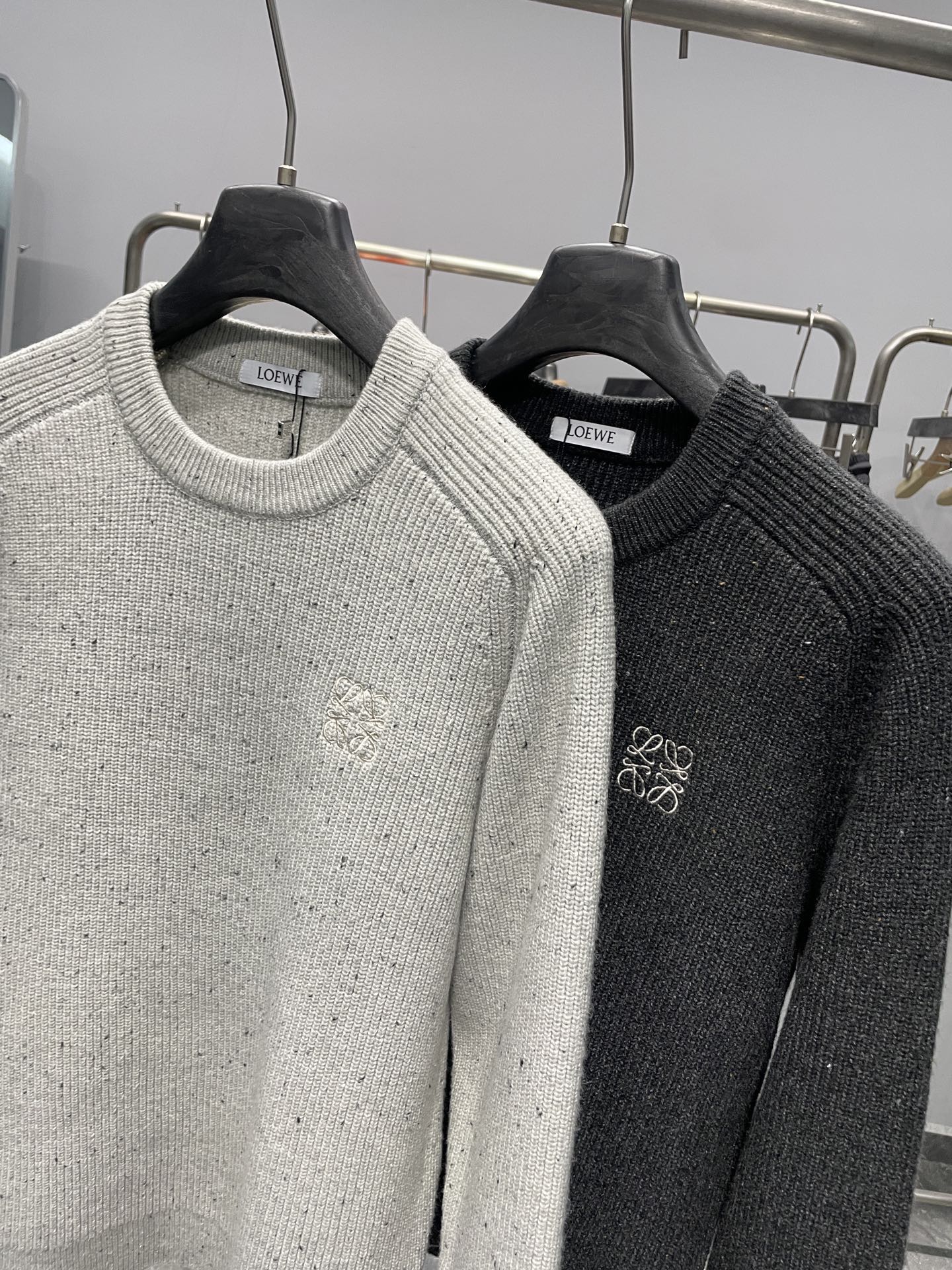 LW25FW秋冬新款花纱粗线针织全棉圆领毛衣，男士经典徽标刺绣时尚休闲套头毛衣针织衫！贸易公司渠道稀出，