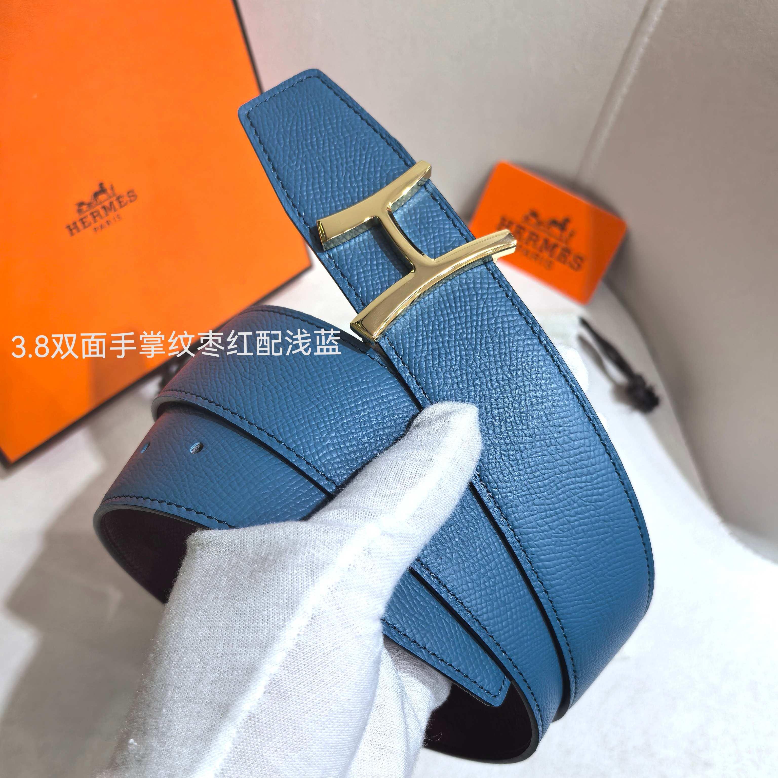 H JumPing 精品五金 搭配进口（黑）手掌纹皮 宽度38MM 以其精湛工艺高品质材料和经典设计备受