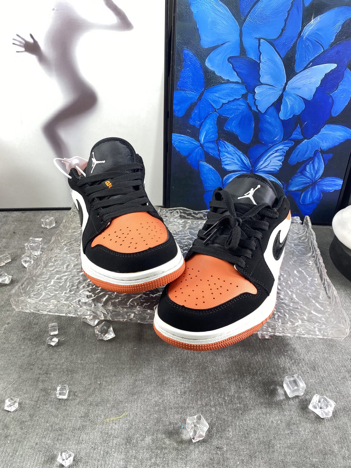 💰113 高版本 aj低帮扣碎 高版本q5✅ 橡胶实心大底套楦工艺 激光打孔 原版开模 尺码36-44 男女码现货. q5

