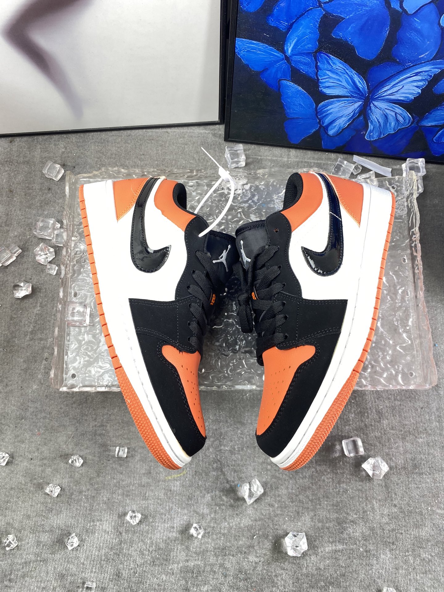 💰113 高版本 aj低帮扣碎 高版本q5✅ 橡胶实心大底套楦工艺 激光打孔 原版开模 尺码36-44 男女码现货. q5

