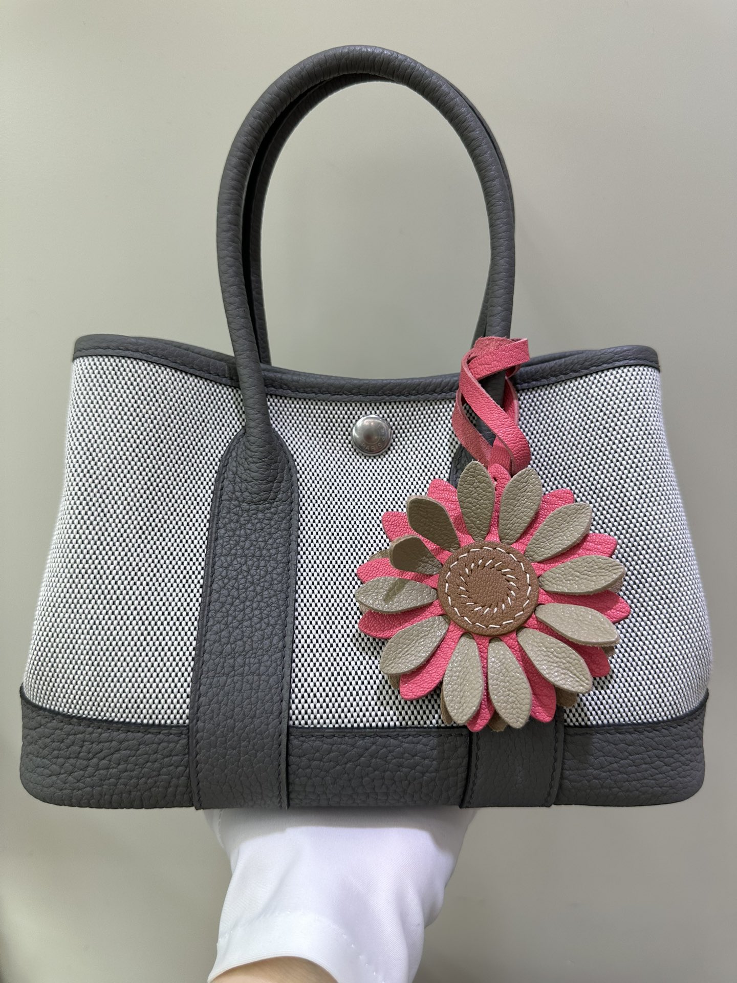 Hermès All the cute mini gardens are online Cumulonimbus Gray Pure Hand Series