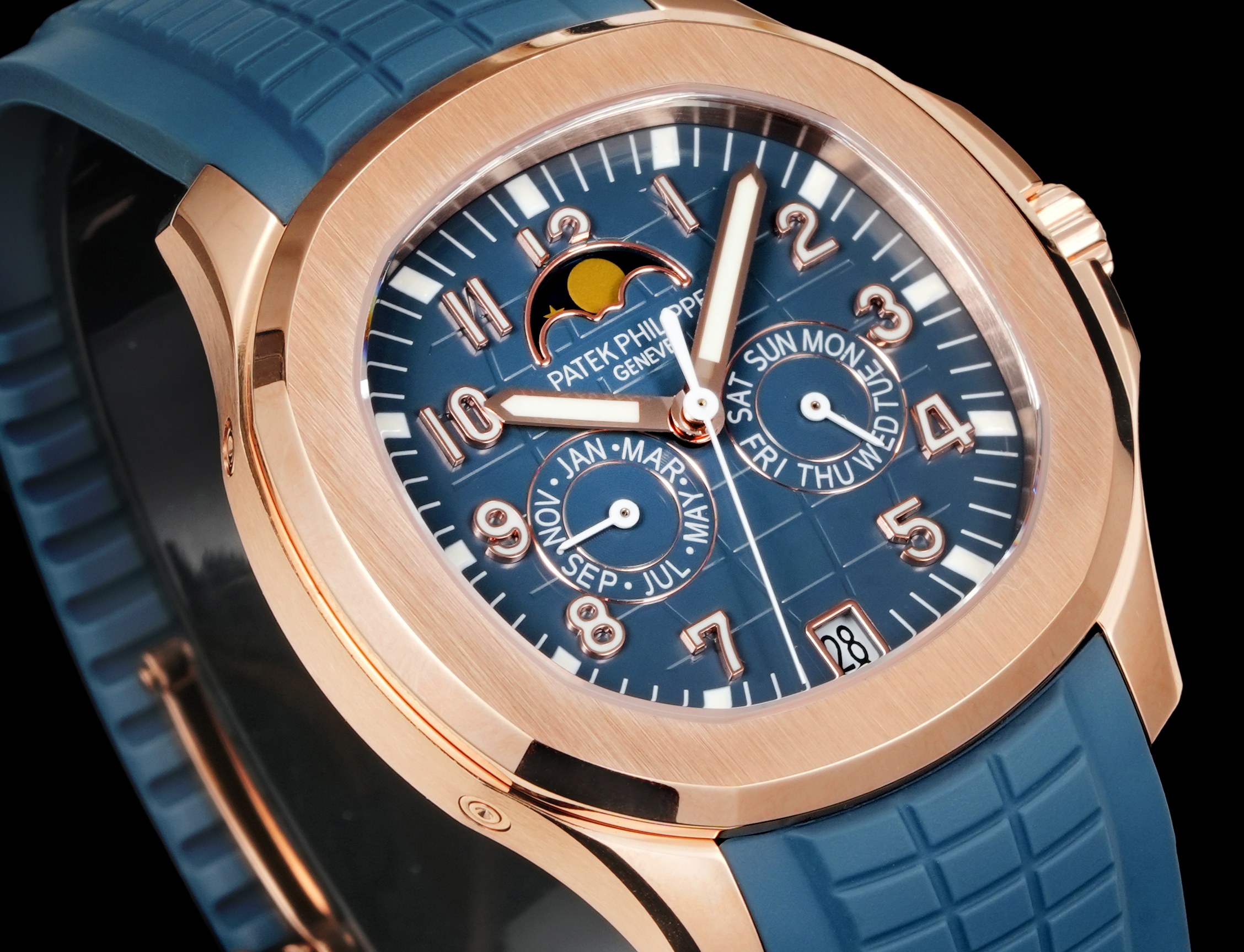 Patek Philippe Aquanaut 5261R-001: New Elegant and Practical Wristwatch Upgrade - 图片 3