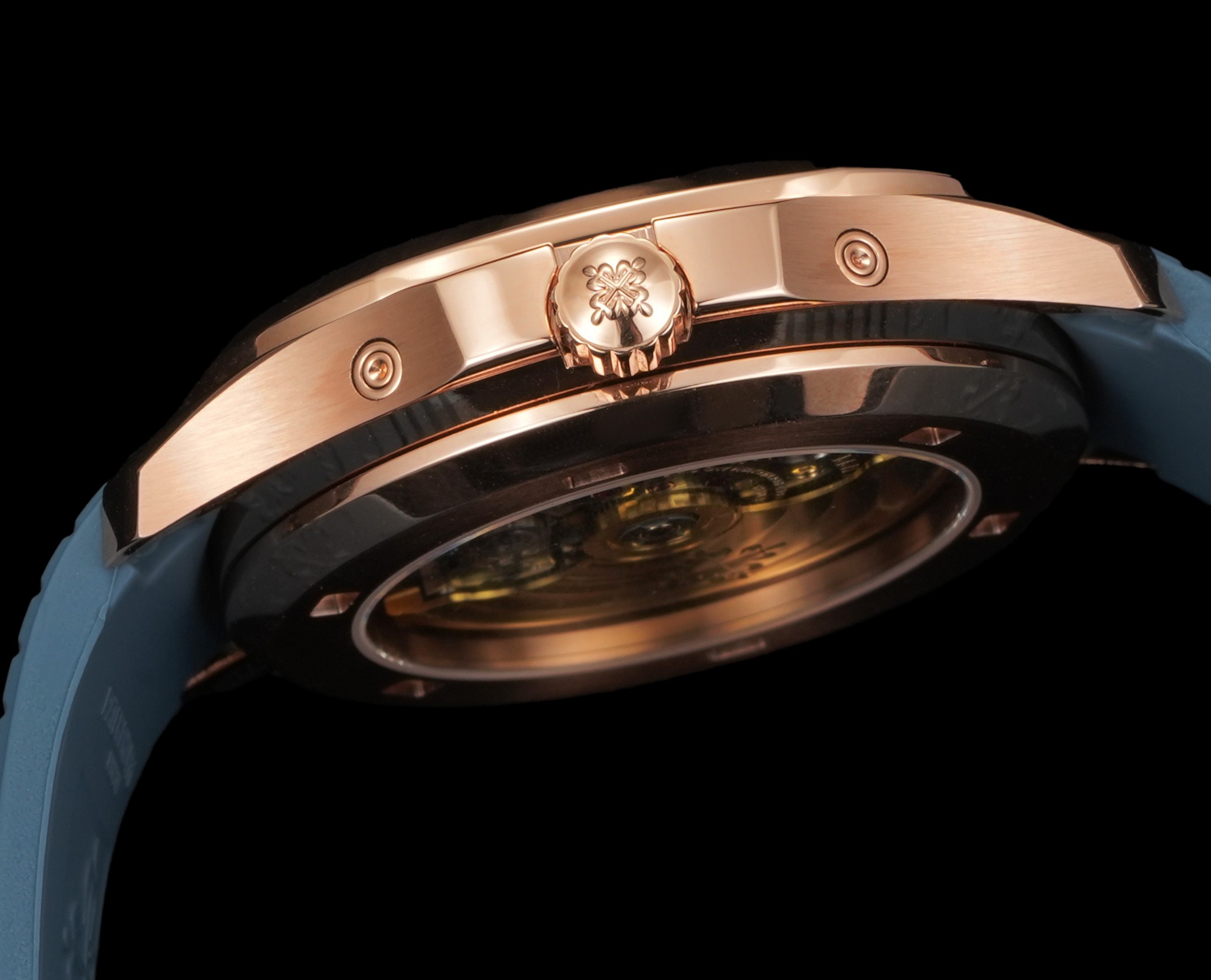 Patek Philippe Aquanaut 5261R-001: New Elegant and Practical Wristwatch Upgrade - 图片 9