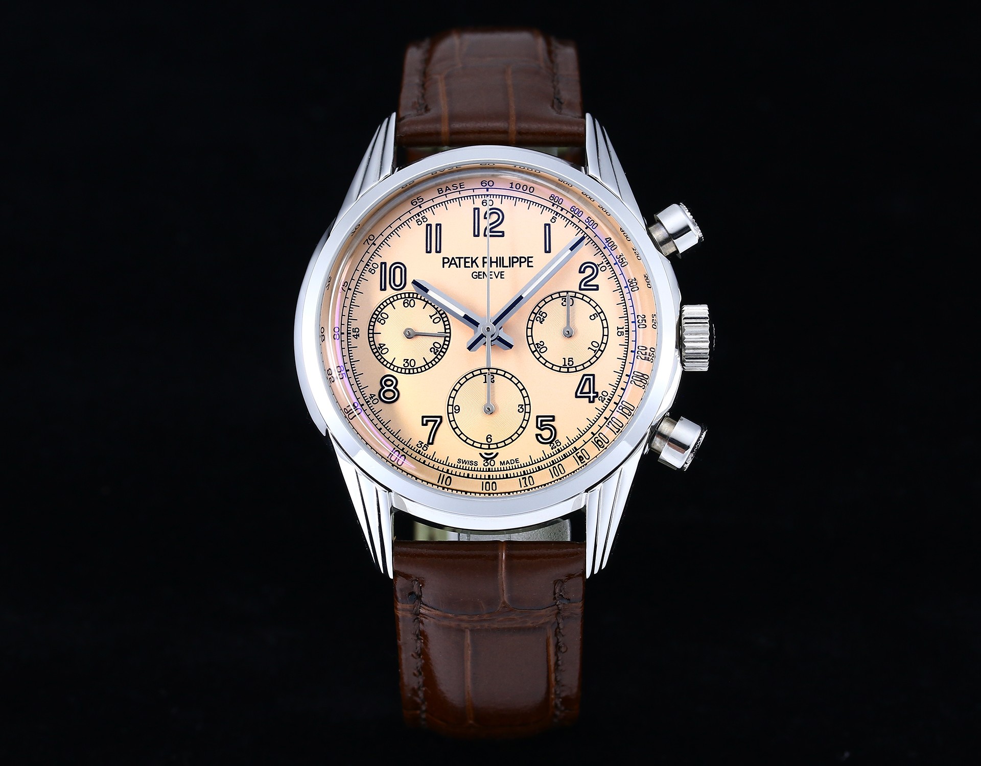 NO:619399,Patek Philippe’s highest version of the super complex chronograph series!  Careful work, details. 1 The team spent more than two years of careful design, regardless of cost, daring to be the first, striving for perfection, overcoming many difficulties, breaking through multi-layer technical bottlenecks, the movement model is an upgraded version, and the quality is stable. 2 The case is 316L all-steel nano-plated platinum watch technology, the bezel is 316 stainless steel case, sapphire crystal glass, the official size is 41mm, which further highlights the noble atmosphere, and the strap is matched with Italian calf leather!  More elegant and classy!  Welcome to reprint. Produced by TW, it must be a high-quality product, patek philippe,cowhide19860909百达翡丽最高版本的超级复杂功能计时系列！用心之作,细节方面 1团队历时两年多精心设计,不计成本,敢为人先,力求完美,克服重重难关,突破多层技术瓶颈,机芯型号为 升级版,质量稳定 2表壳为316L全钢镀纳米铂金表技术,圈口为316精钢表壳,蓝宝石水晶玻璃,官方尺寸41mm,更彰显高贵大气,表带搭配意大利小牛皮！更显大气上档次！欢迎转载.  TW出品,必属精品,,patek philippe,cowhide,Watch