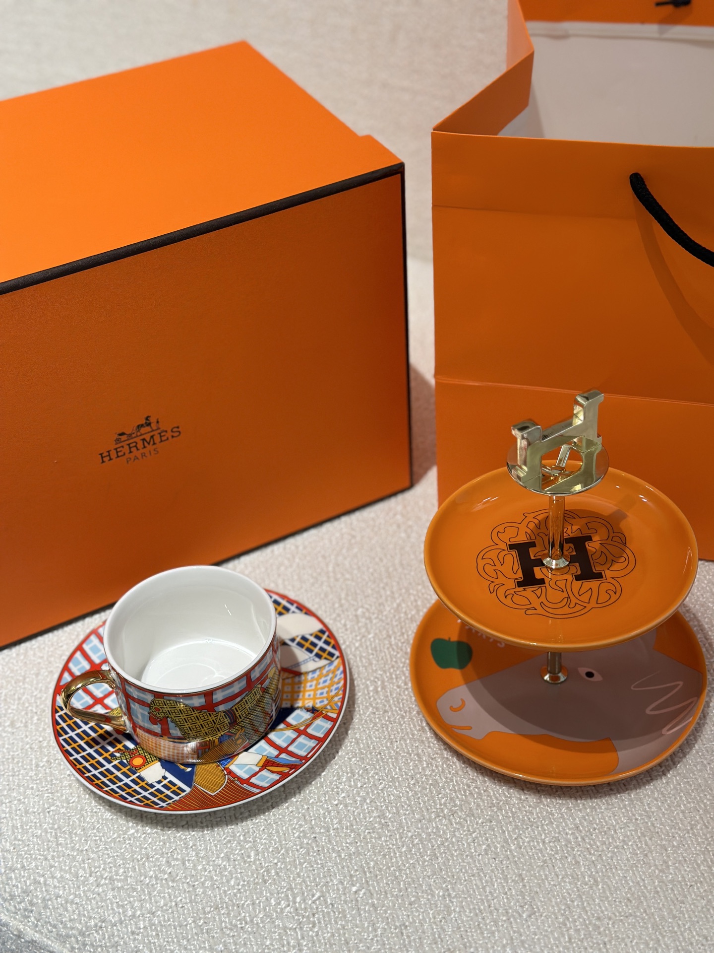 爱马仕 Hermès 高定典藏名品高定成衣时装外套连衣裙衬衫T恤 #5EE9E218 4