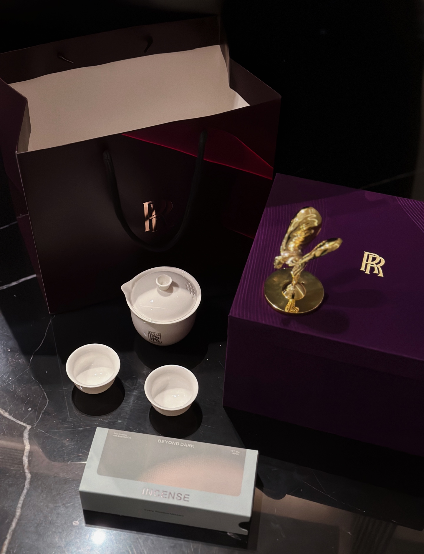 R小金人即是香托又是高级摆件 3