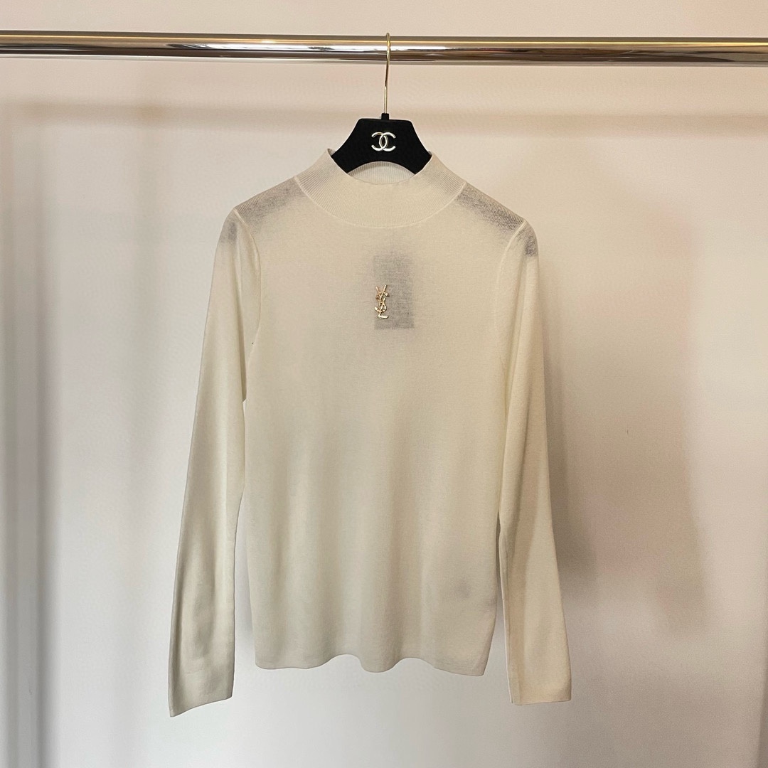 圣罗兰羊毛加真丝金属字母半高领内搭 修身套头长袖针织打底衫女秋 1、中间订，颜色：黑色、白色、驼色、枣红