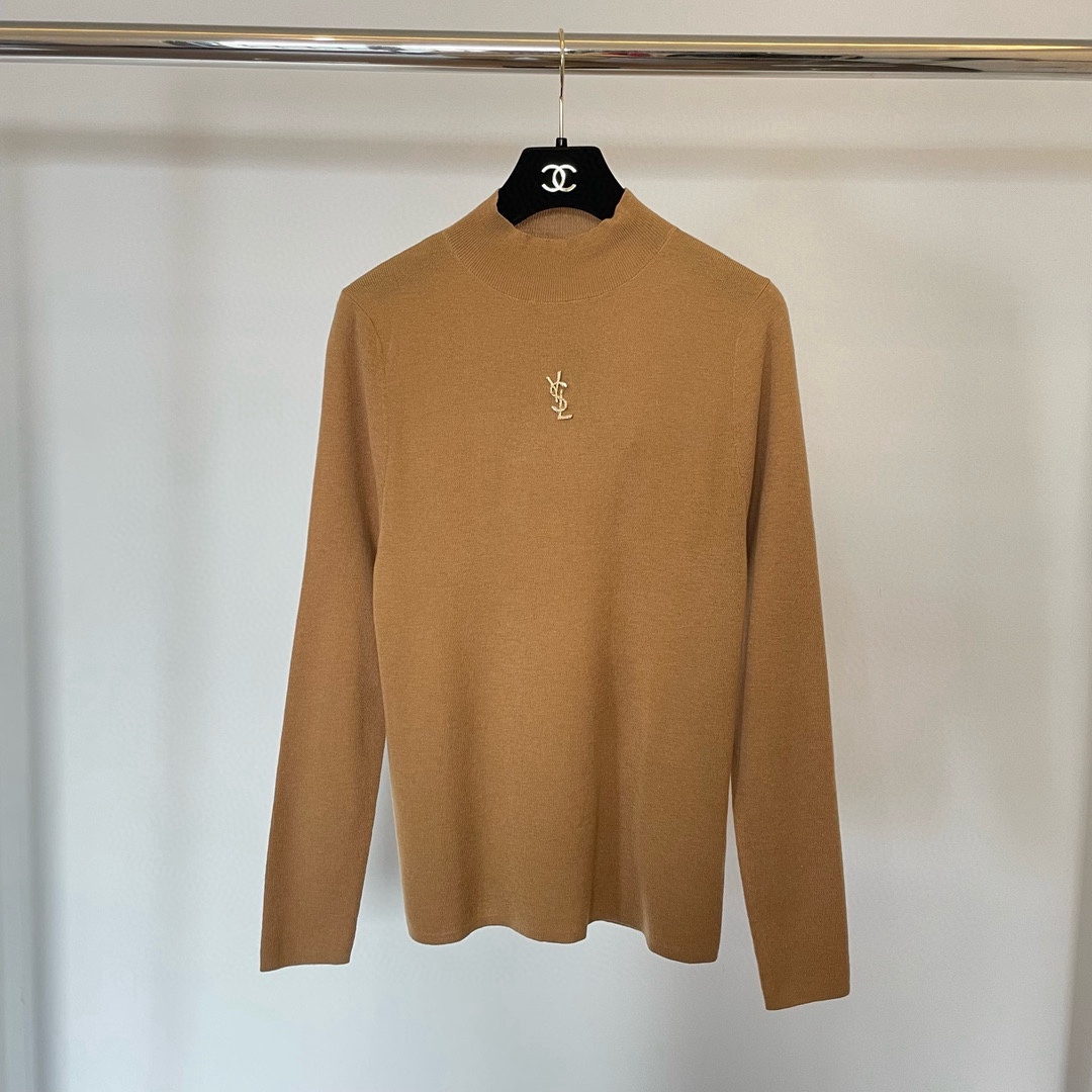 圣罗兰羊毛加真丝金属字母半高领内搭 修身套头长袖针织打底衫女秋 1、中间订，颜色：黑色、白色、驼色、枣红