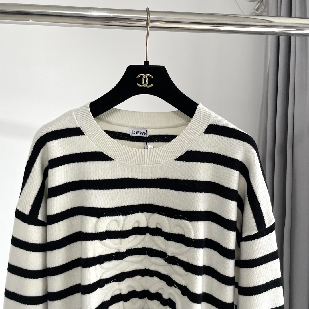 25秋冬 经典撞色条纹落肩袖针织衫颜色：图片色码数：S ～𠃊