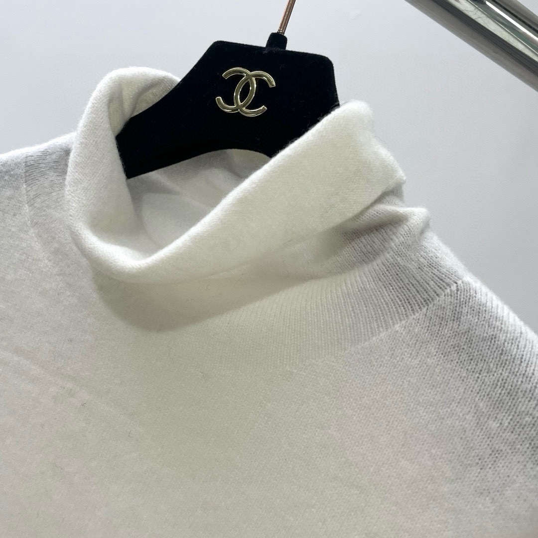 川久秋冬羊毛羊绒堆堆领针织衫打底毛衣保暖女宽松显瘦颜色：白色、灰色、红色、黑色码数：S ～𠃊