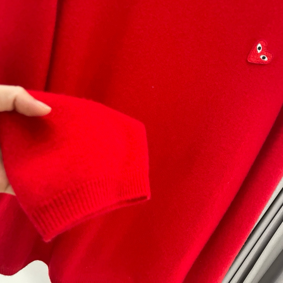 川久秋冬羊毛羊绒堆堆领针织衫打底毛衣保暖女宽松显瘦颜色：白色、灰色、红色、黑色码数：S ～𠃊