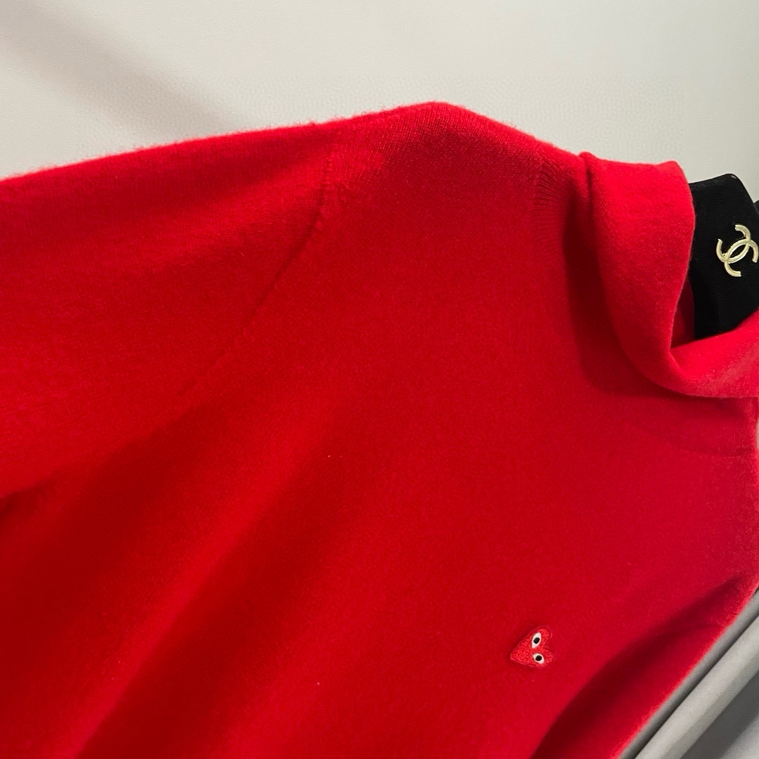 川久秋冬羊毛羊绒堆堆领针织衫打底毛衣保暖女宽松显瘦颜色：白色、灰色、红色、黑色码数：S ～𠃊