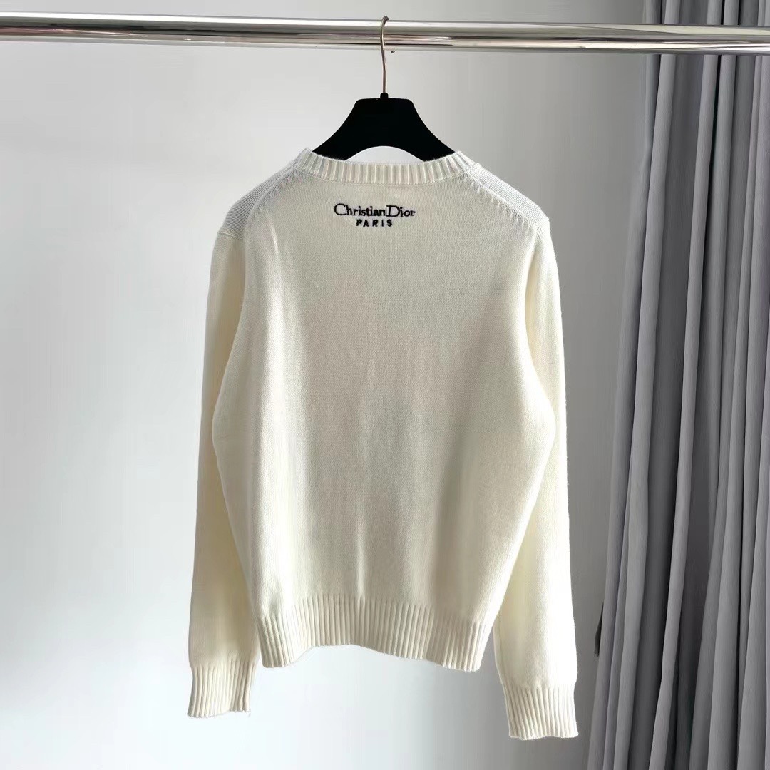 D家：迪奥女装黑色占星学嵌花刺绣羊绒针织圆领长袖休闲毛衣颜色：黑色和白色码数：S ～𠃊