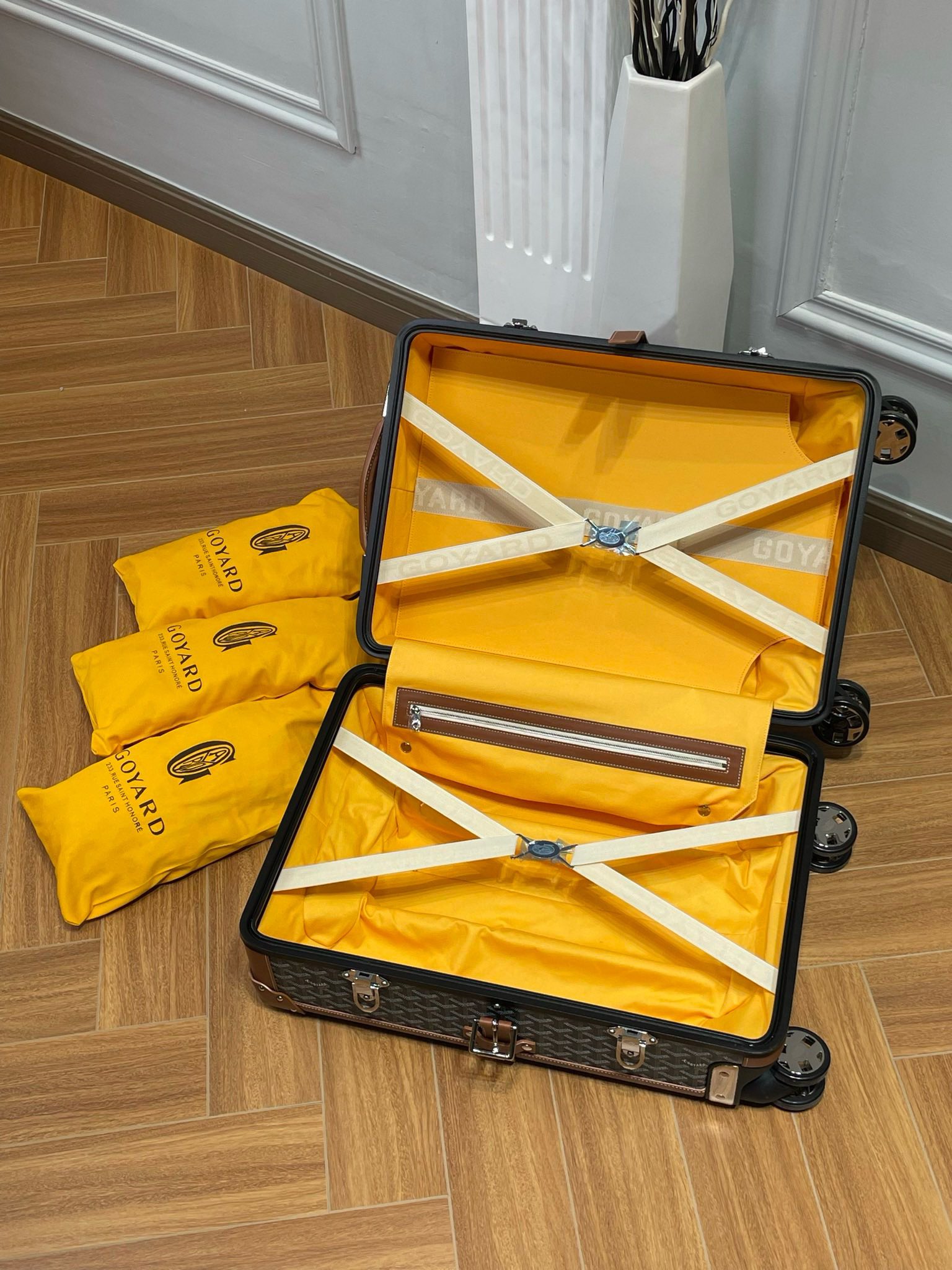 Goya Goyard Handmade Boarding Box: Classic, High-Quality Travel Essential - 图片 8