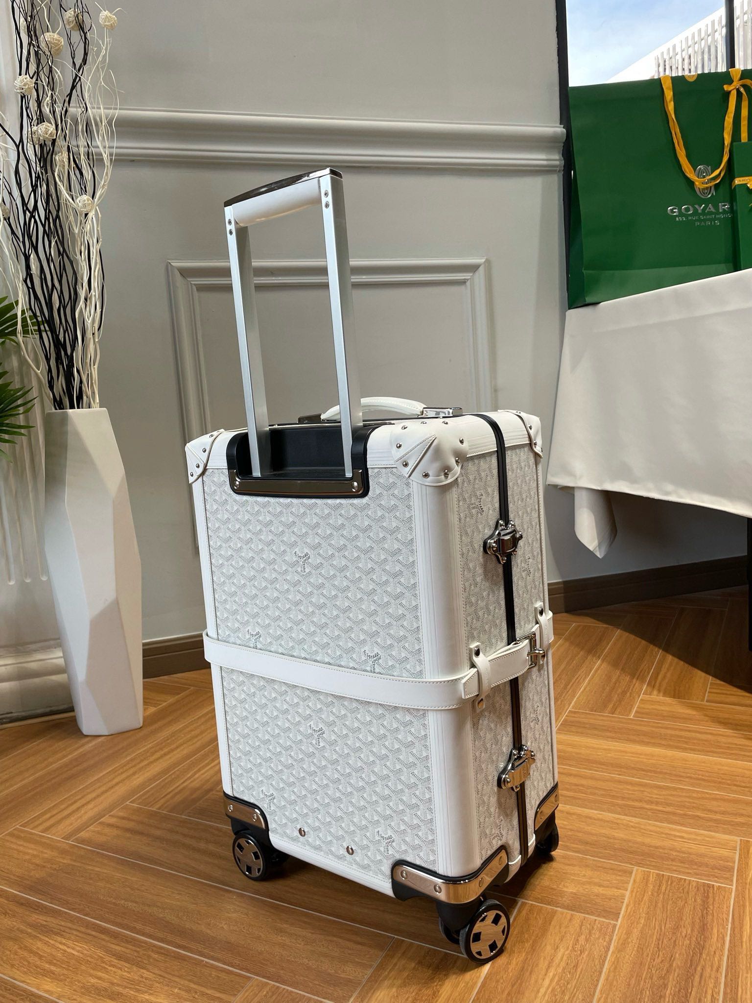 Goyard Goya Top-Class Traveler Boarding Box: Handmade, High-Quality, Classic Design - 图片 2
