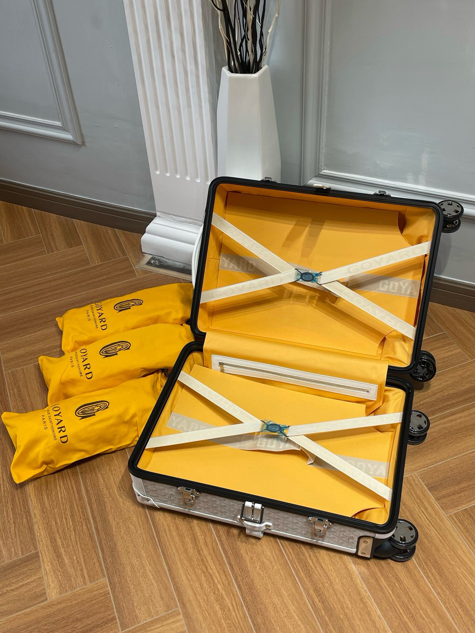 Goyard Goya Top-Class Traveler Boarding Box: Handmade, High-Quality, Classic Design - 图片 8
