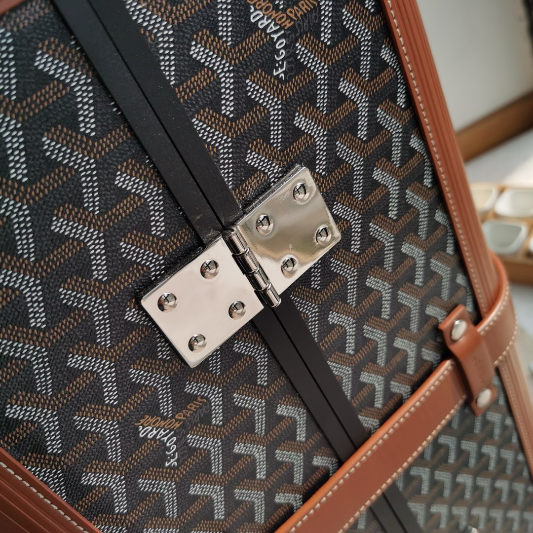 Goyard Classic Black/Brown Carry-on travel
