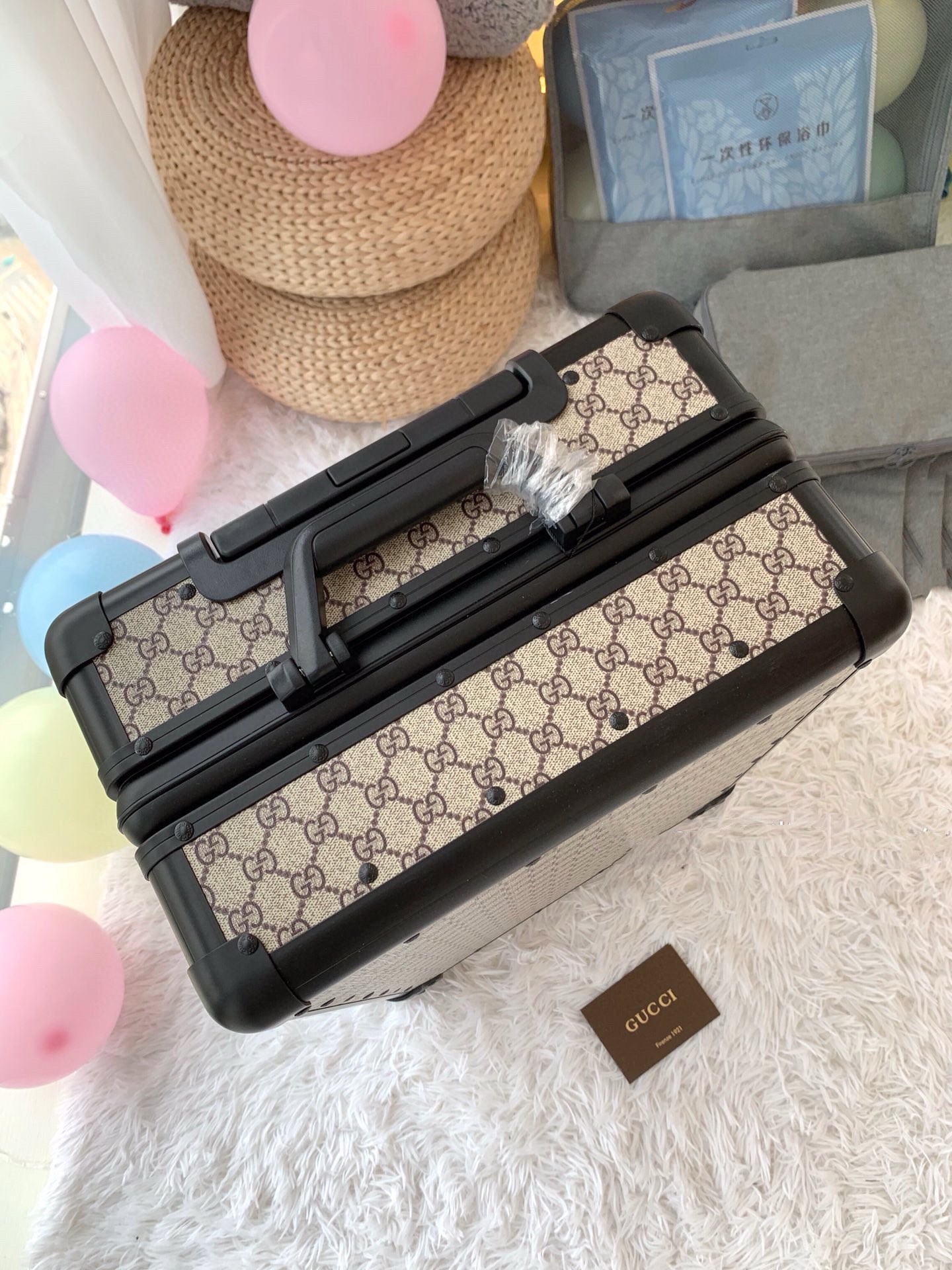 Gucc.i Gou Qi Suitcases: Retro Style with Aluminum Frame and Classic Double G Flower - 图片 4