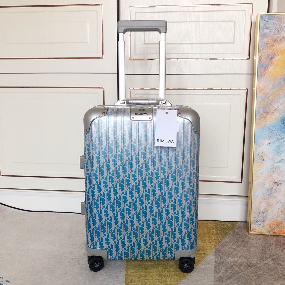 “Dior 2020 Aluminium Alloy Luggage Collection with Dior Elements and German Design”