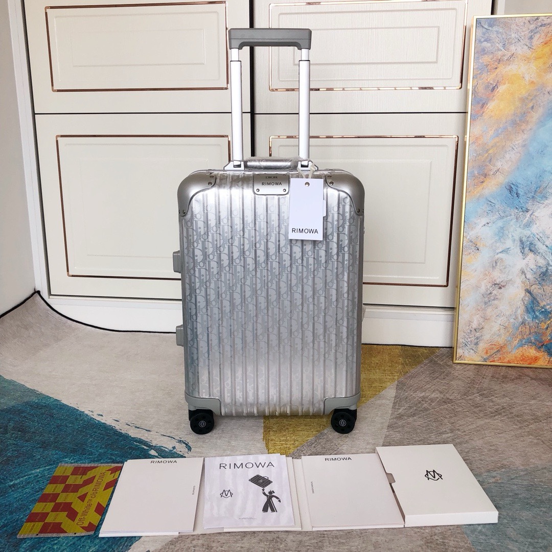 “Dior’s 2020 Aluminium Alloy Luggage Collection with Dior Elements”