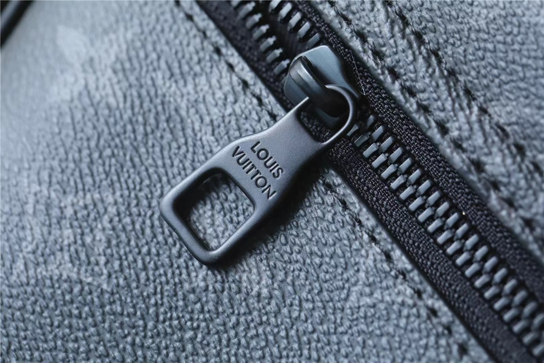 体现鲜明出众的路易威登格调 7