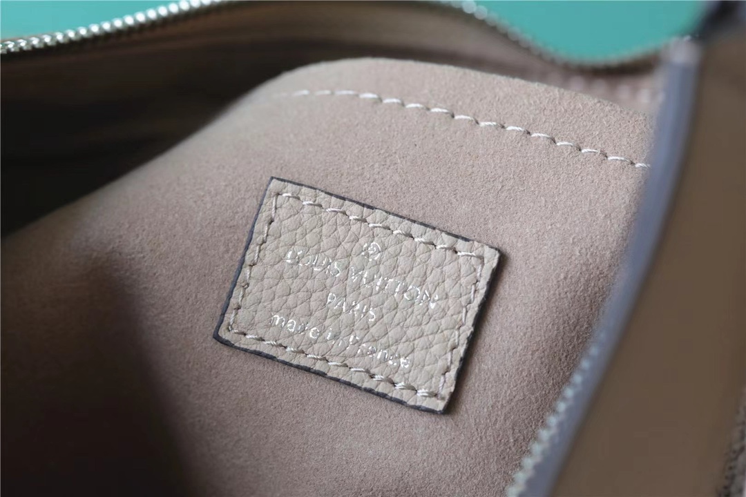 BAIA MM Handbag - Bag 9